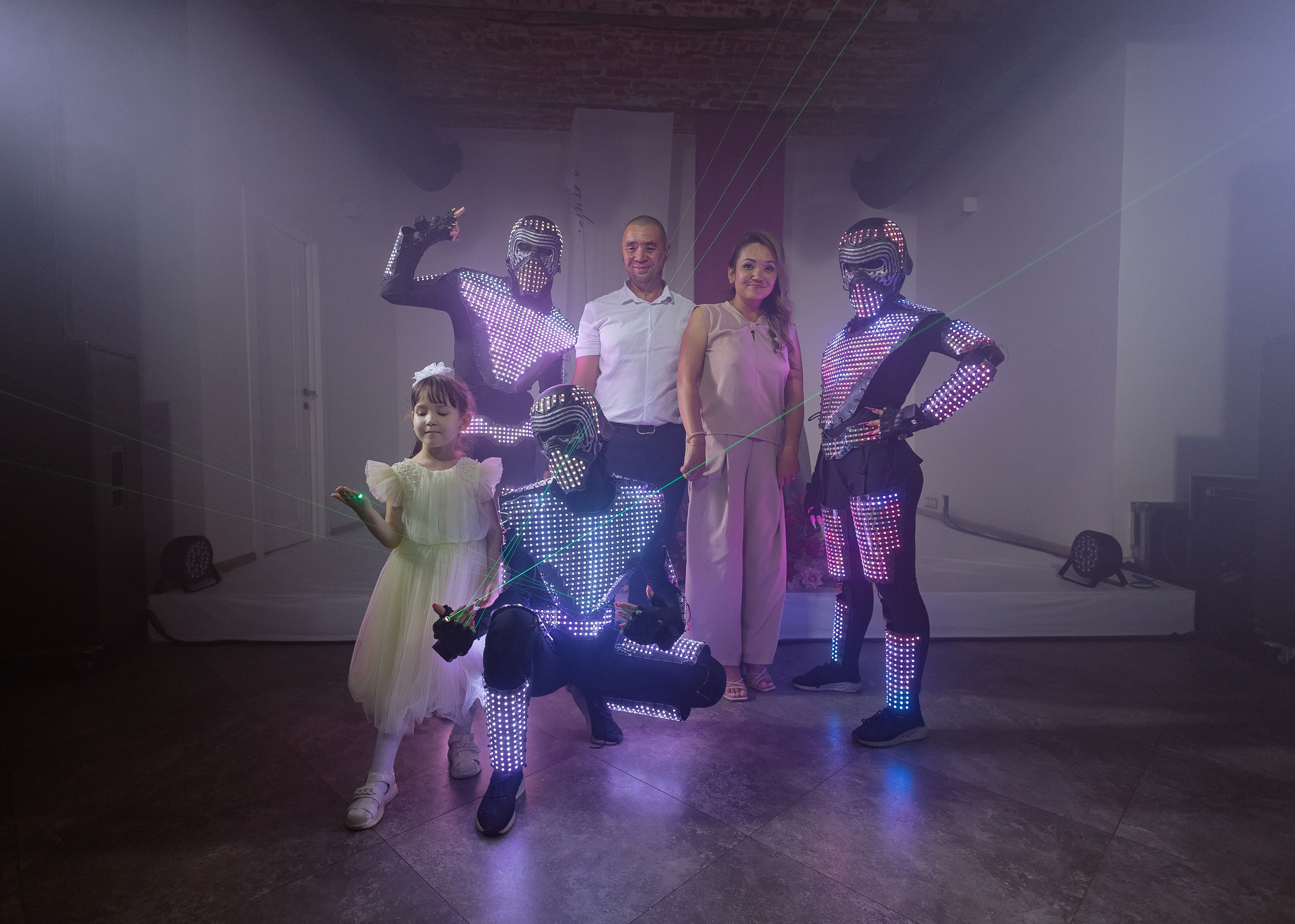 Дмитрий и Алита. Фотограф Эмиль Исякаев