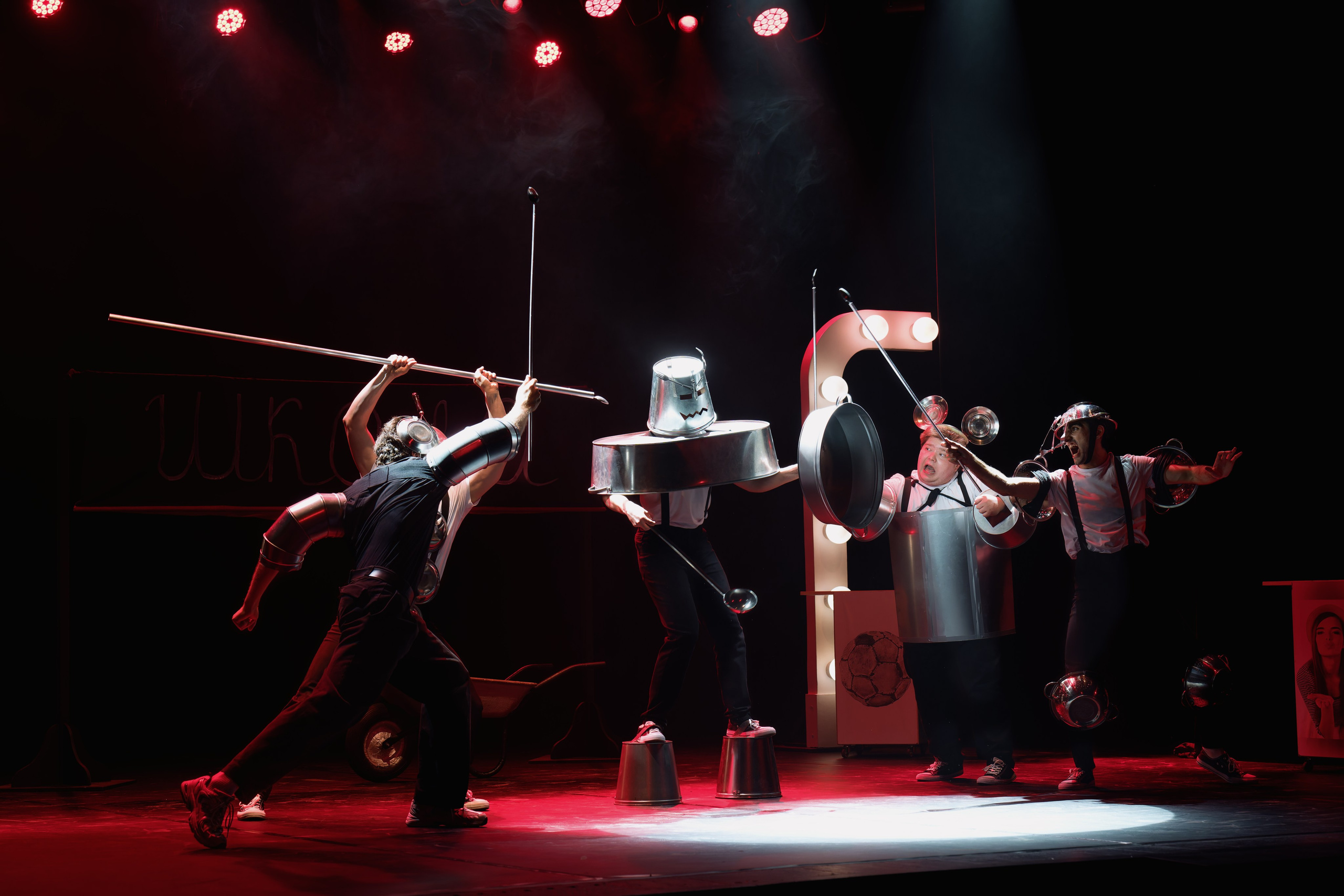 Театр Роста: Пацаны. Сайт фотографа Сергея Абрамова