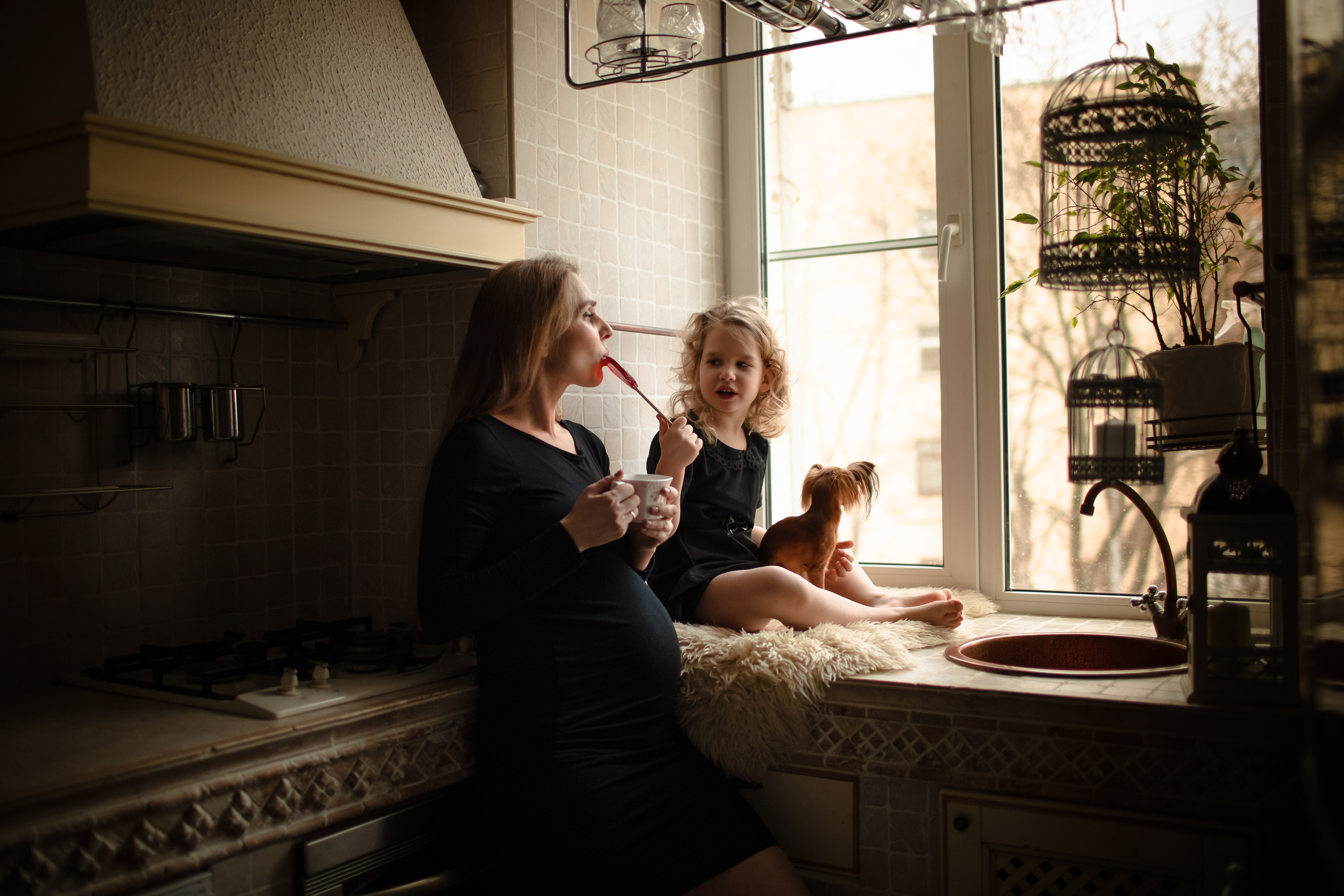 Домашняя съемка. Олеся и Лерочка. Ваша история в фотографиях