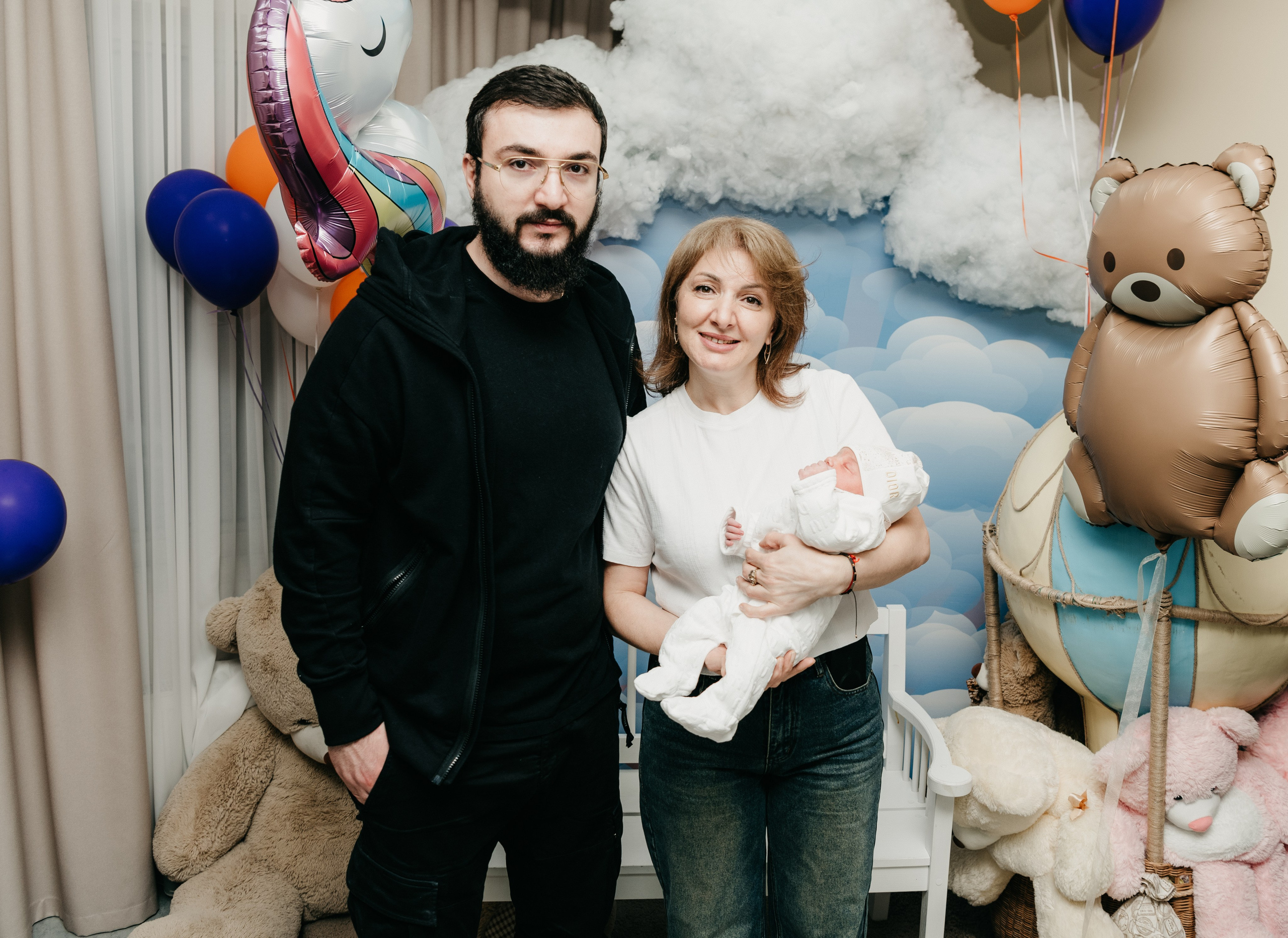 Выписка Евы. Мать и дитя на Севастопольском. Фотограф на выписку из роддома в Москве и МО
