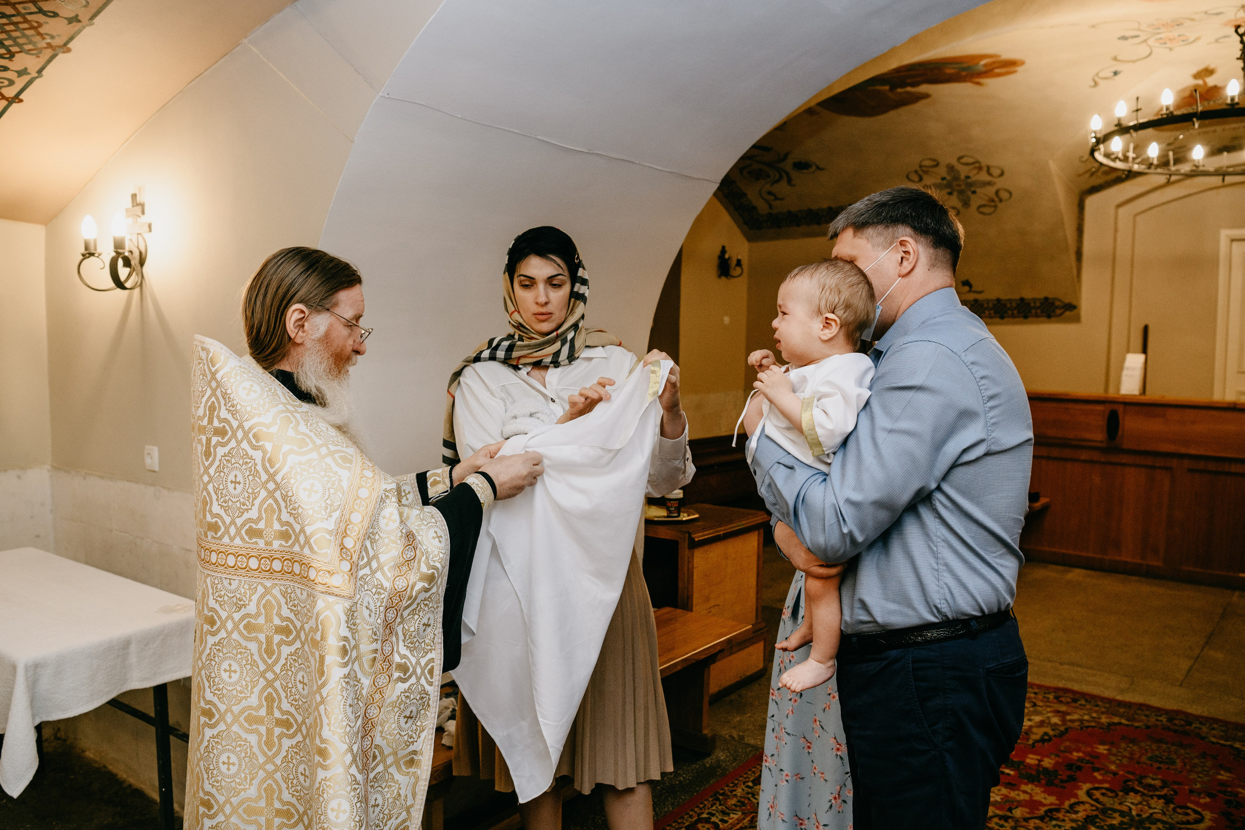 Крещение Александра. Фотограф на выписку из роддома в Москве и МО