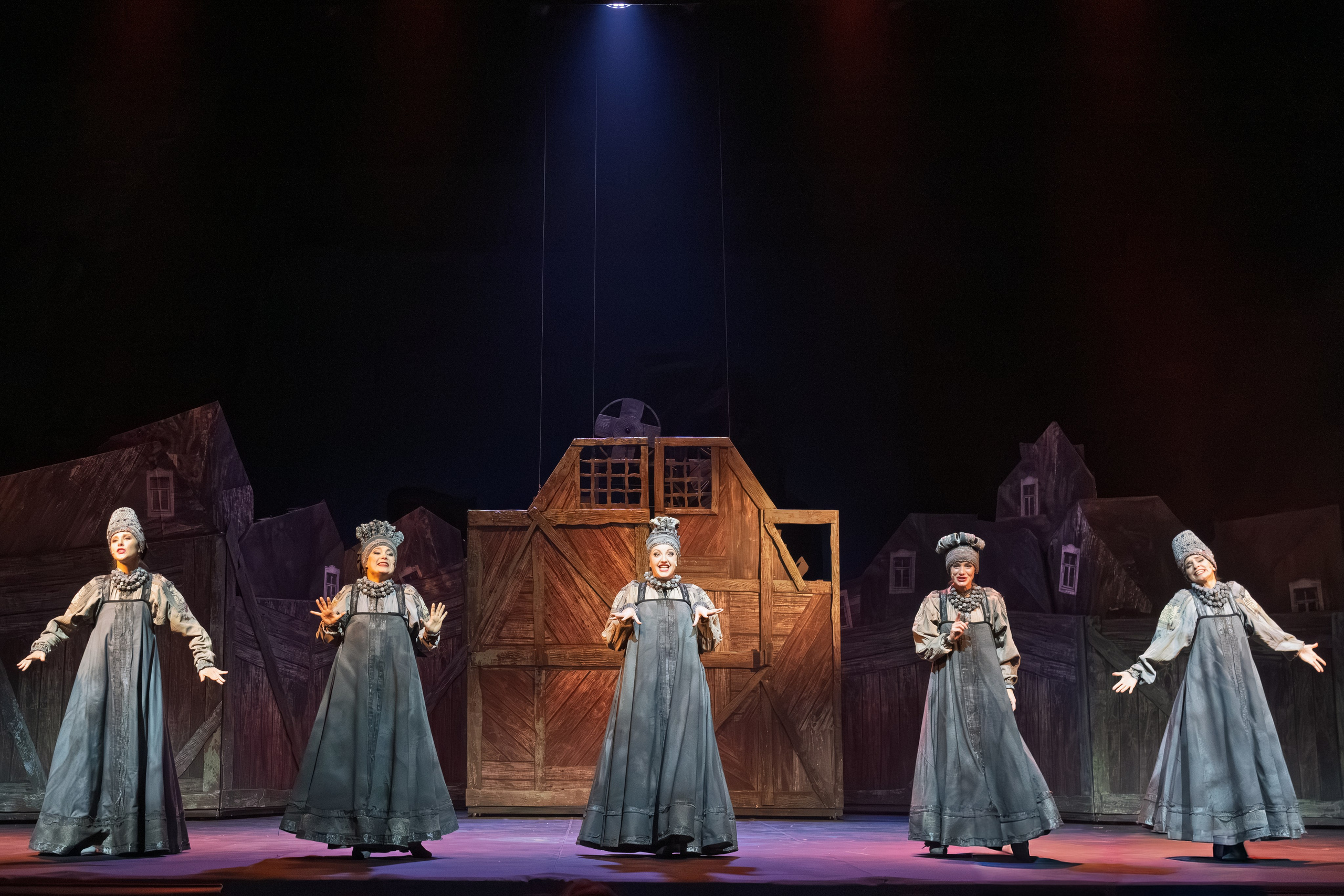 Театр Терезы Дуровой: Малахитовая Шкатулка. Сайт фотографа Сергея Абрамова