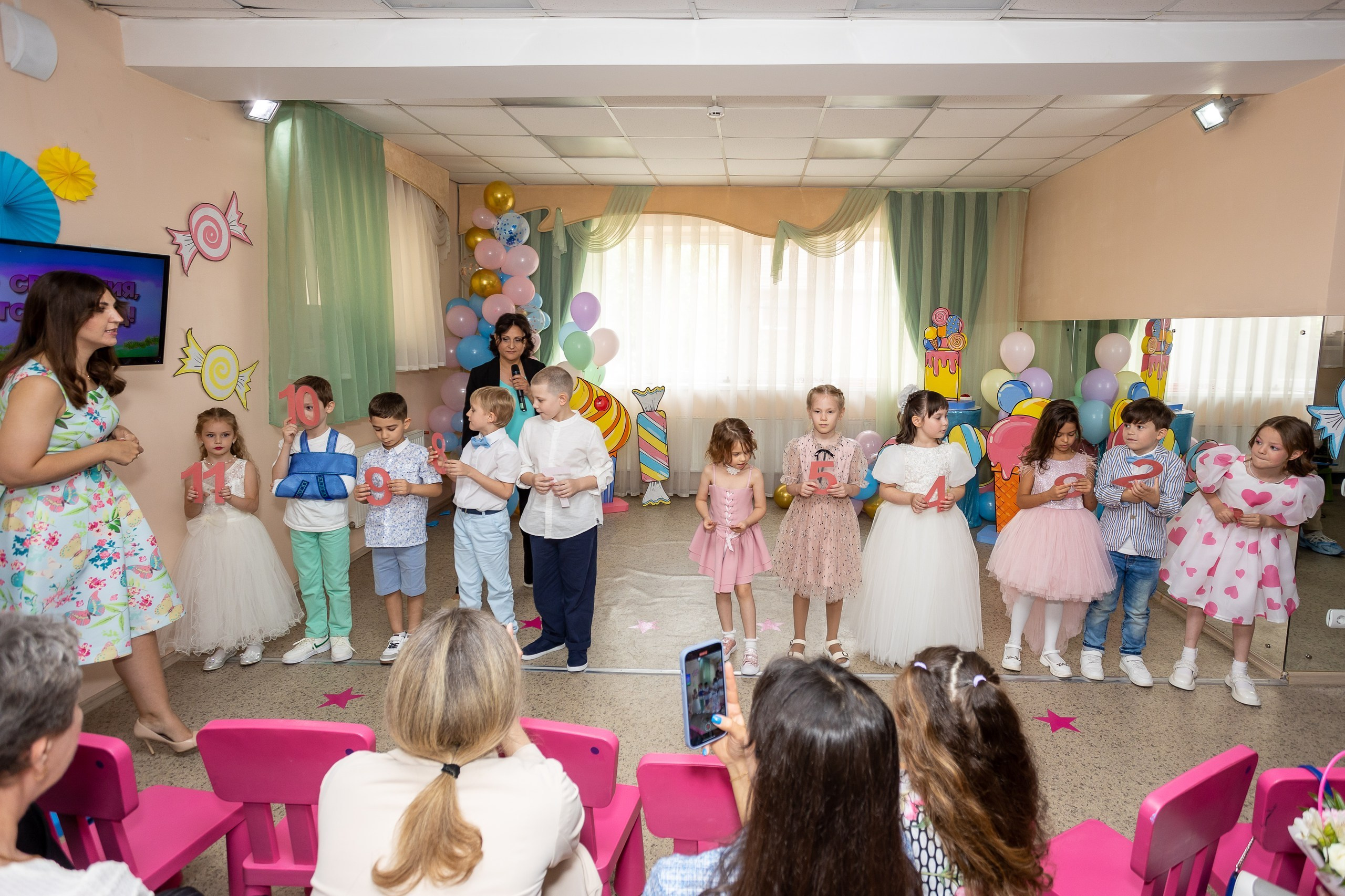 Выпускной Детский сад, 2 часа, 8000. Выпускные альбомы Майкоп, Краснодар Елена Золотарева