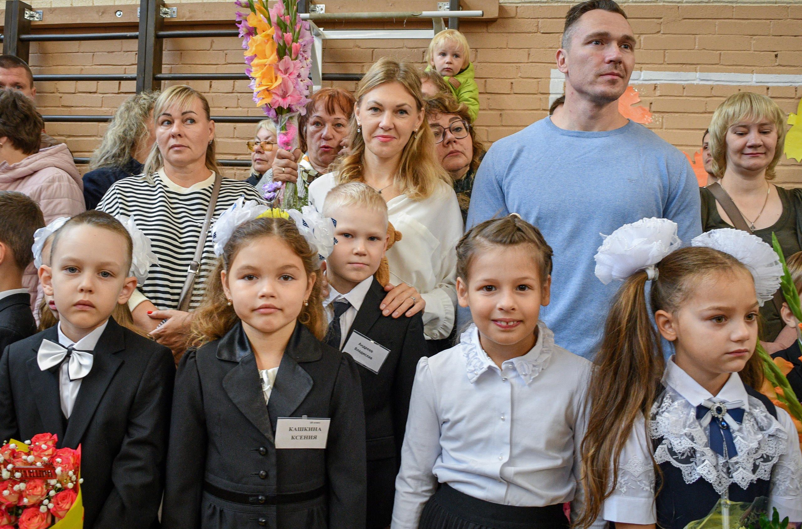 Линейка в 1 классе. Фотограф в Санкт-Петербурге Ксения Яковчук