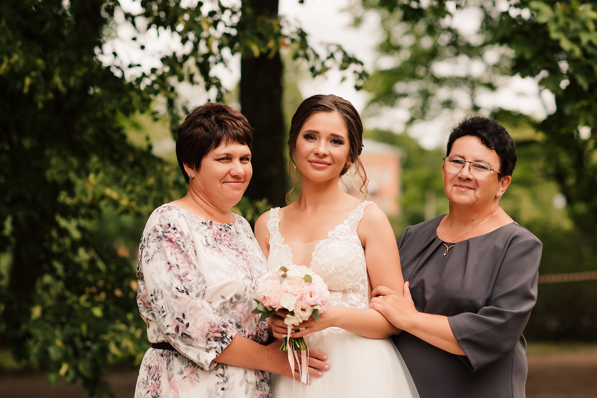 Свадебная фотосессия в Пушкине. Семейный и Свадебный фотограф. Санкт-Петербург. Пушкин