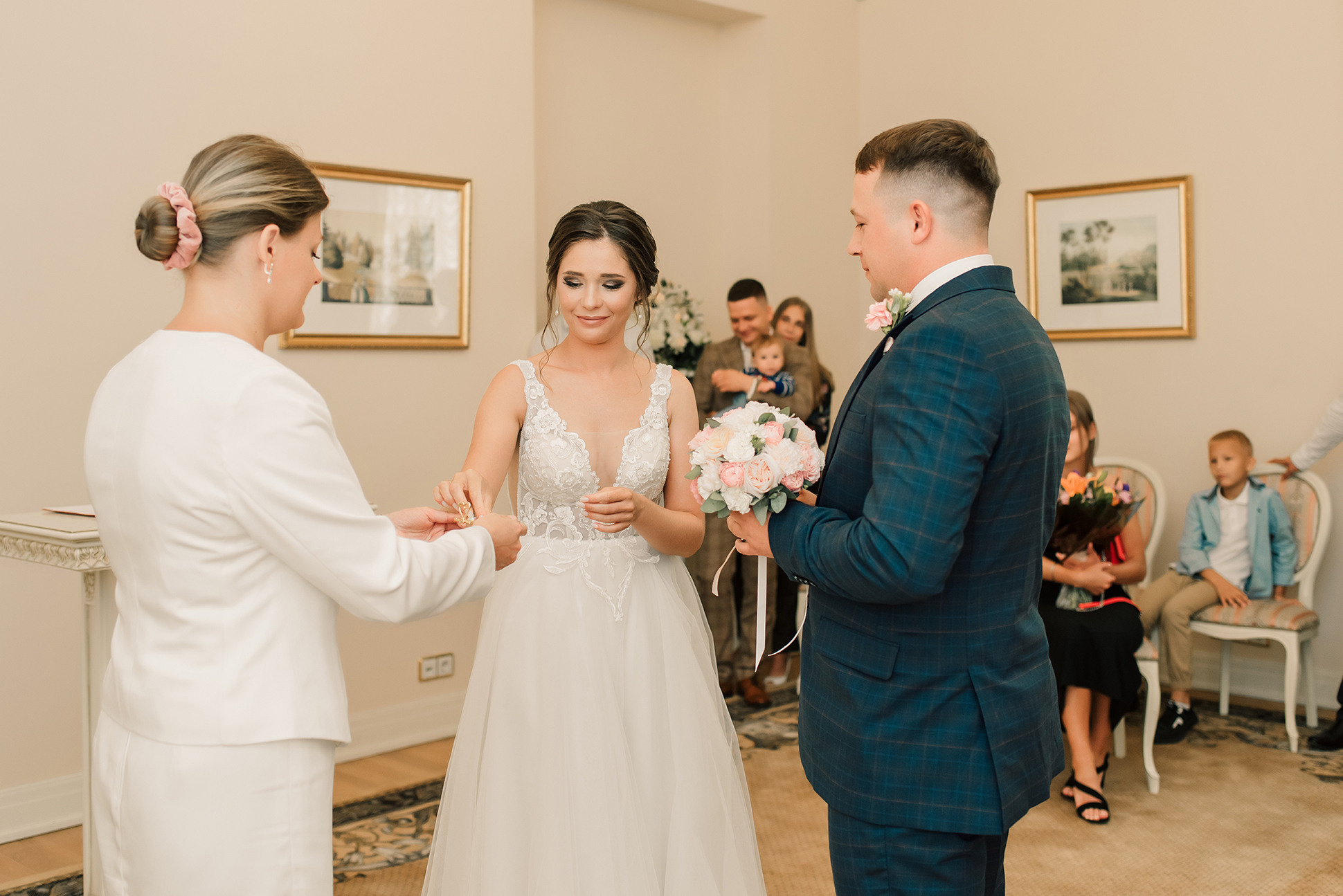 Свадебная фотосессия в Пушкине. Семейный и Свадебный фотограф. Санкт-Петербург. Пушкин