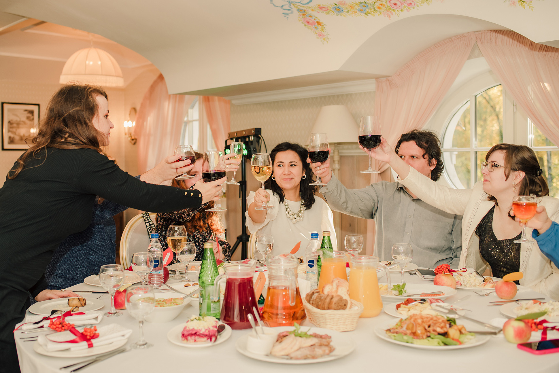 Свадебная фотосессия в Пушкине. Семейный и Свадебный фотограф. Санкт-Петербург. Пушкин