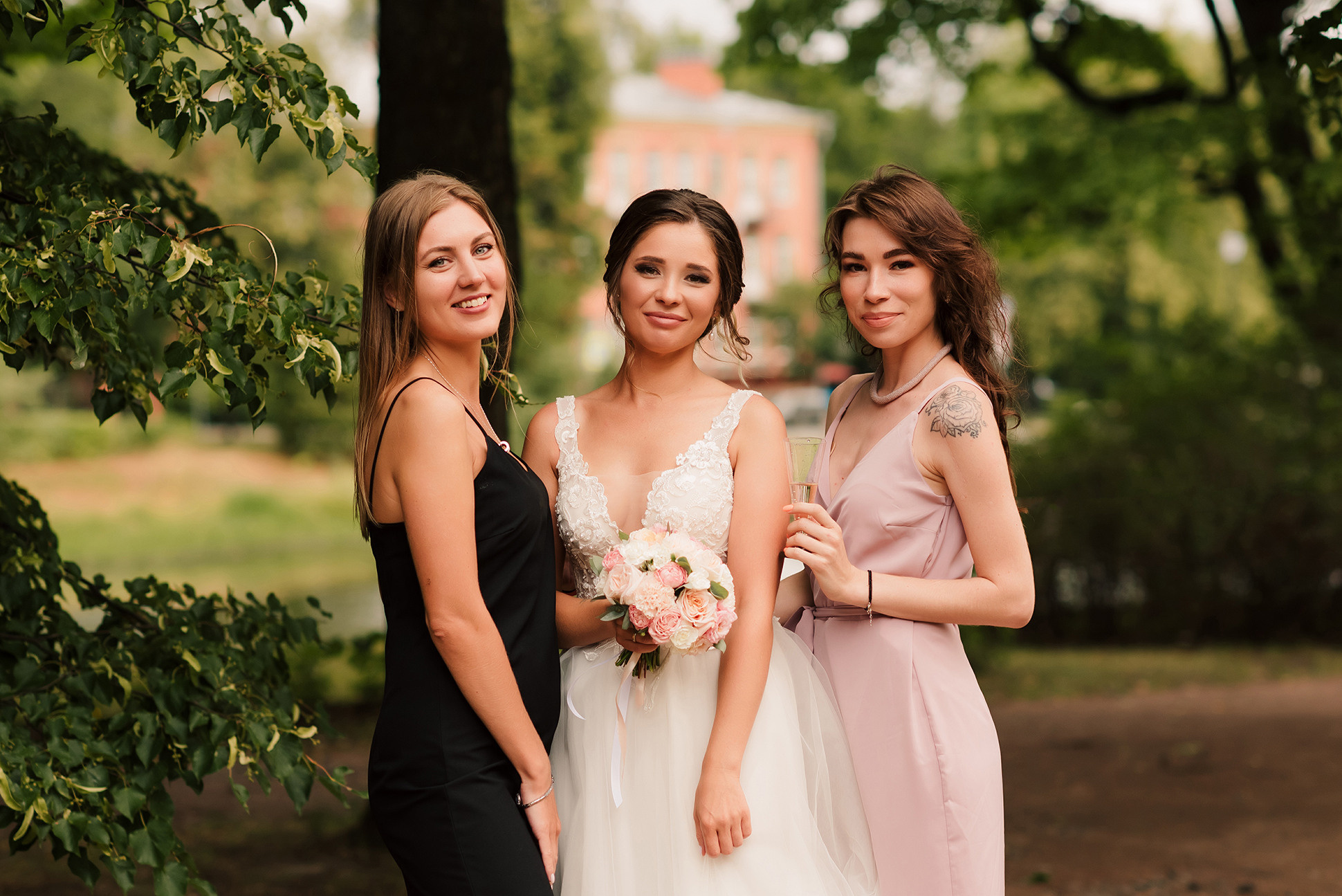 Свадебная фотосессия в Пушкине. Семейный и Свадебный фотограф. Санкт-Петербург. Пушкин