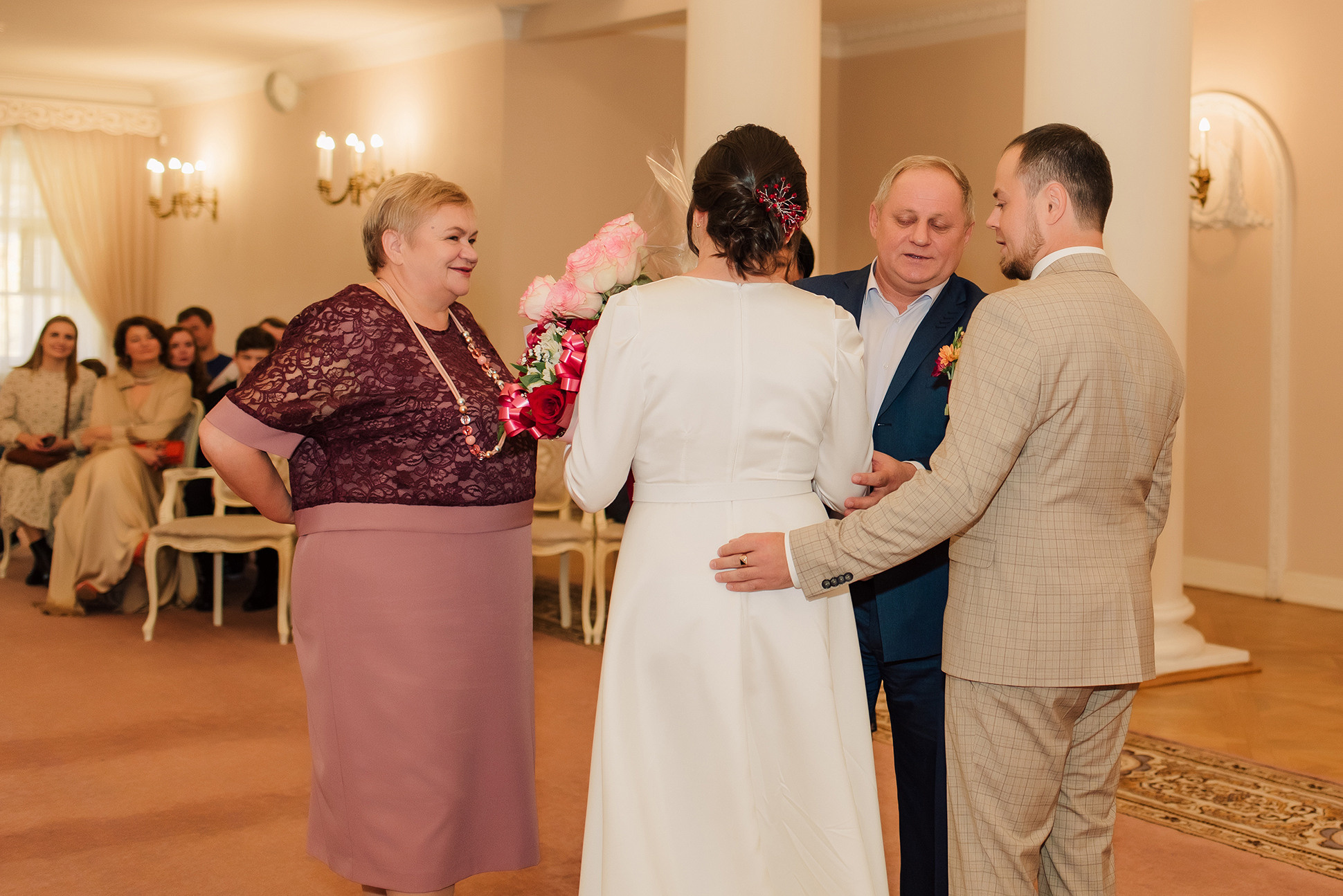 Свадебная фотосессия в Пушкине. Семейный и Свадебный фотограф. Санкт-Петербург. Пушкин