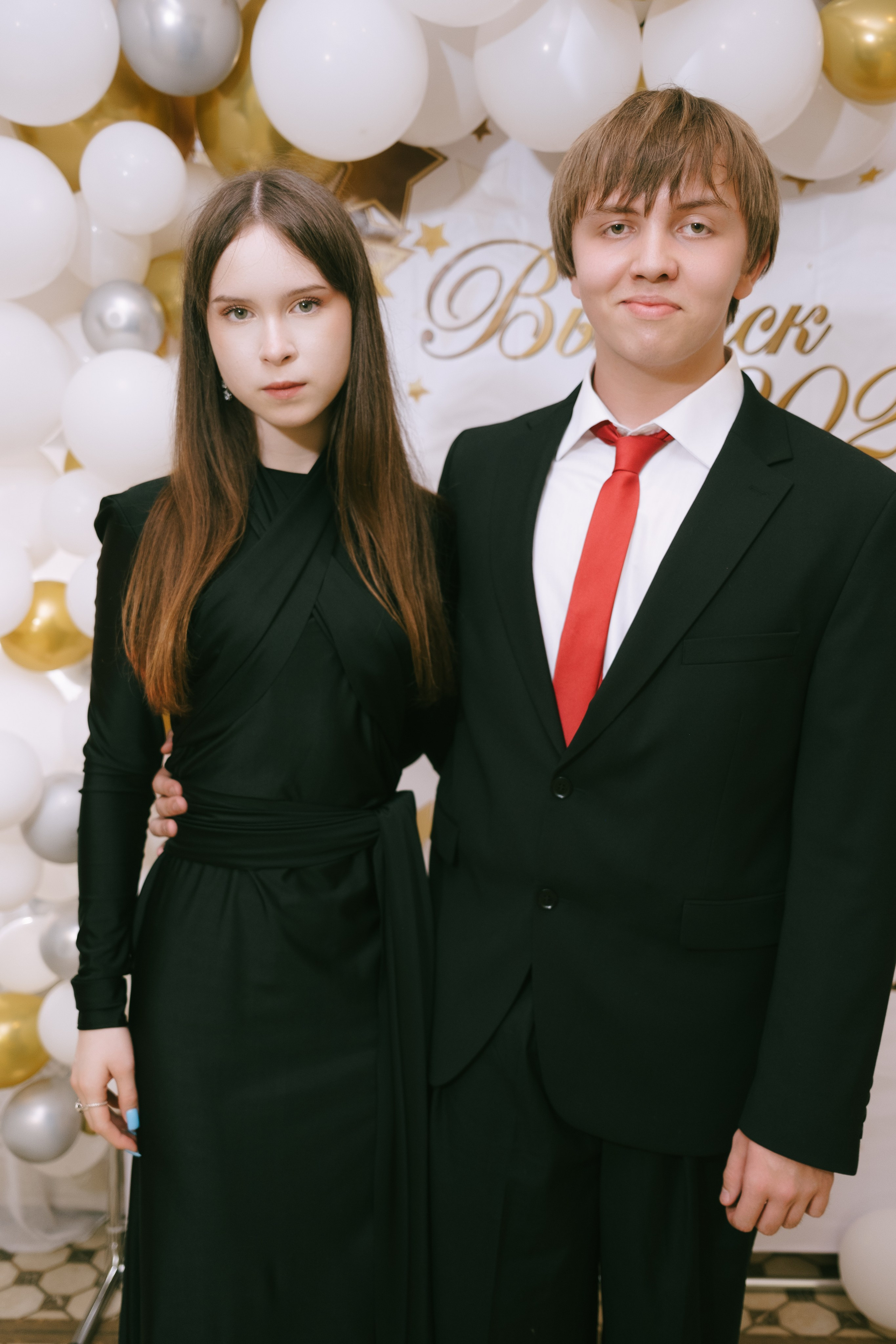 Выпускной школа 33. Свадебный и репортажной фотограф Денис Ожигин в Краснодаре и Краснодарском крае