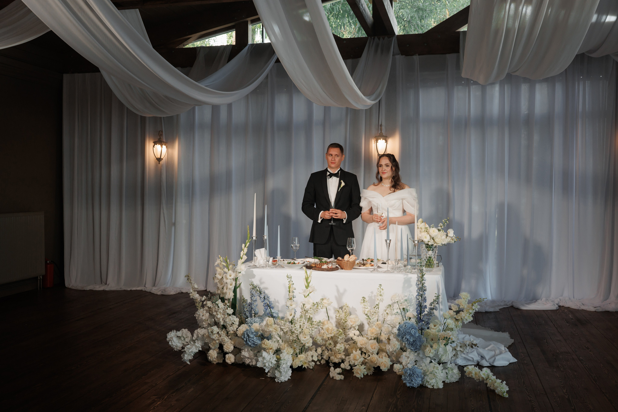 Свадебная фотосессия в отеле Сенешаль. Свадебный и репортажный фотограф (Москва, Королев и другие)