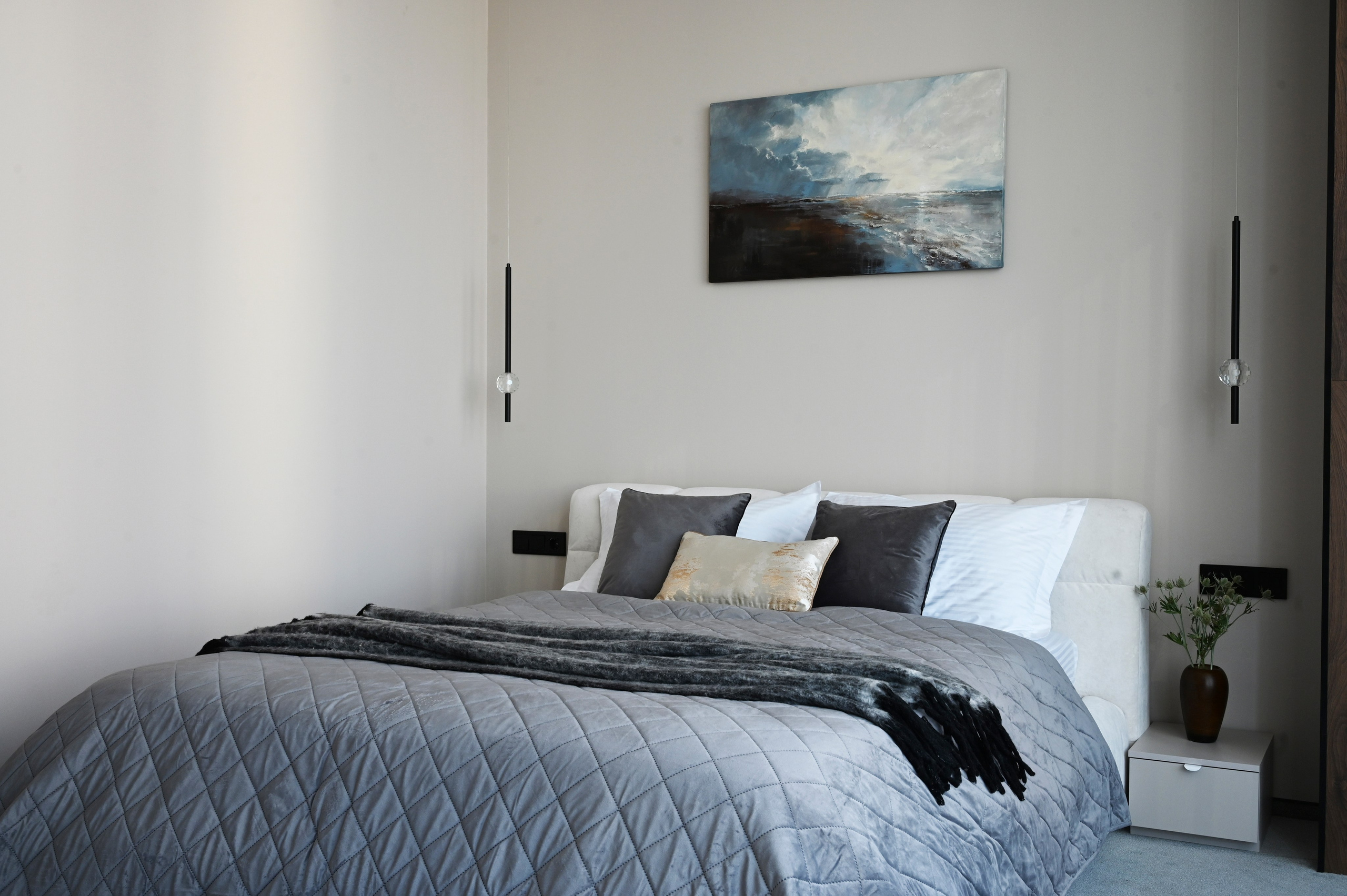 Башня Исеть дизайнер Вероника Миллер. Мебель на заказ