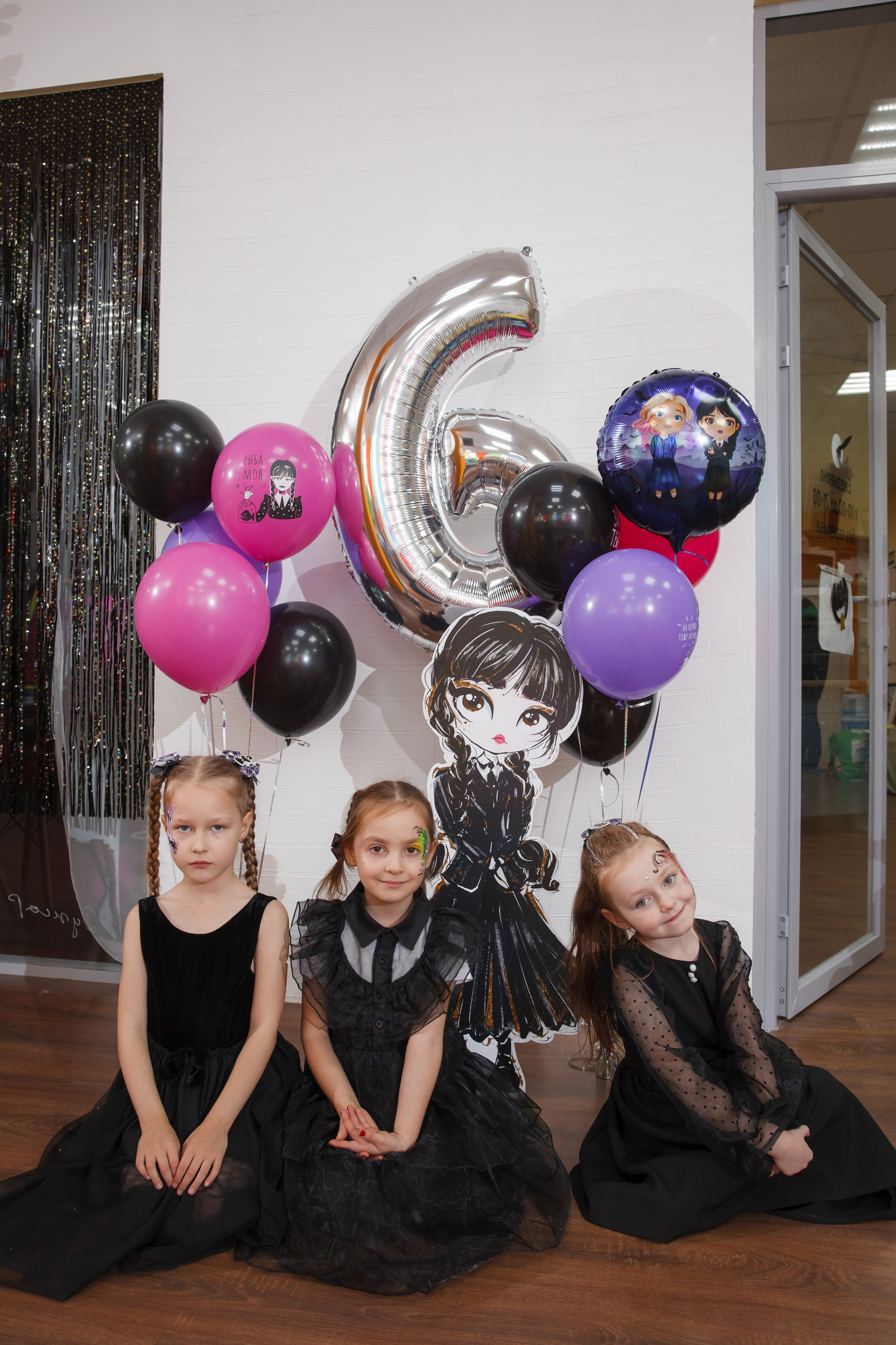 День рождения Маши в стиле «Wednesday». Свадебный и репортажный фотограф (Москва, Королев и другие)