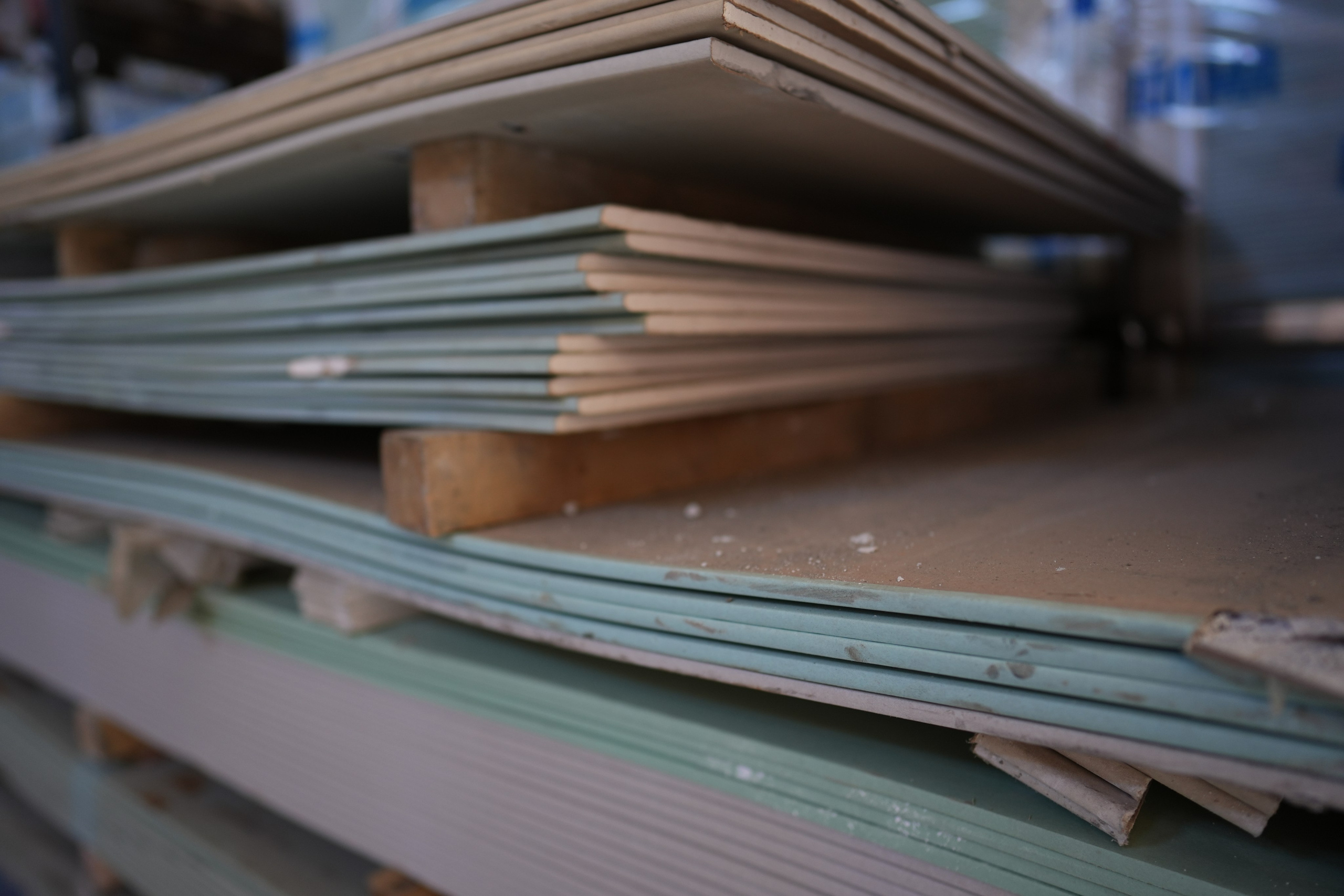 Гипсокартон и профиль. Строительный магазин низких цен Экономкин