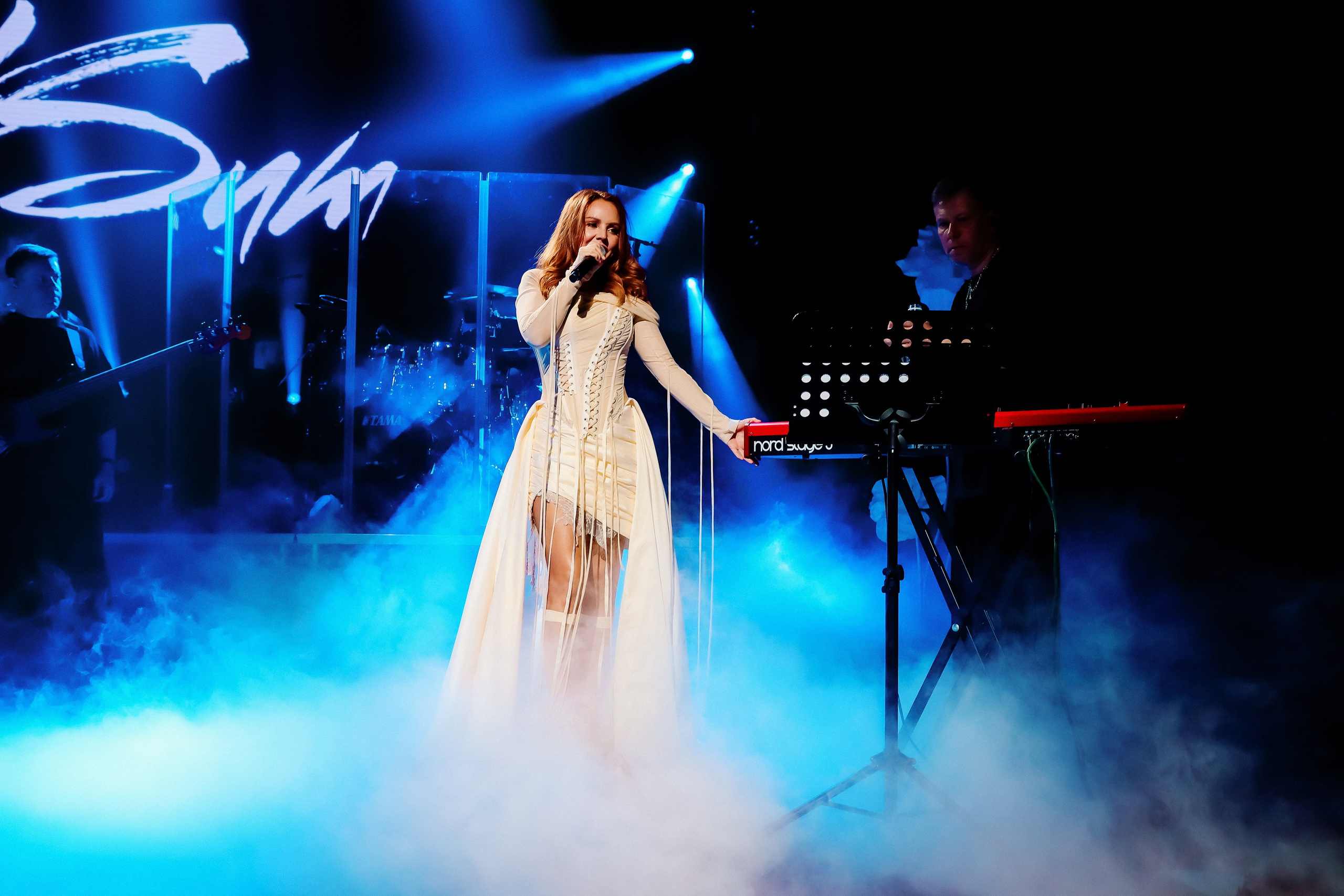 MAKSIM MTS hall Екатеринбург. ФОТОГРАФ ЕКАТЕРИНБУРГ