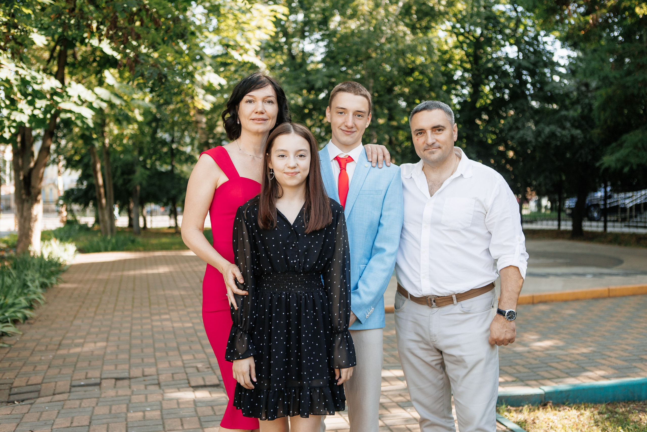 Выпускной Гимназия 12 2024 г. Свадебный и портретный Фотограф в Липецке Дмитрий Котюков