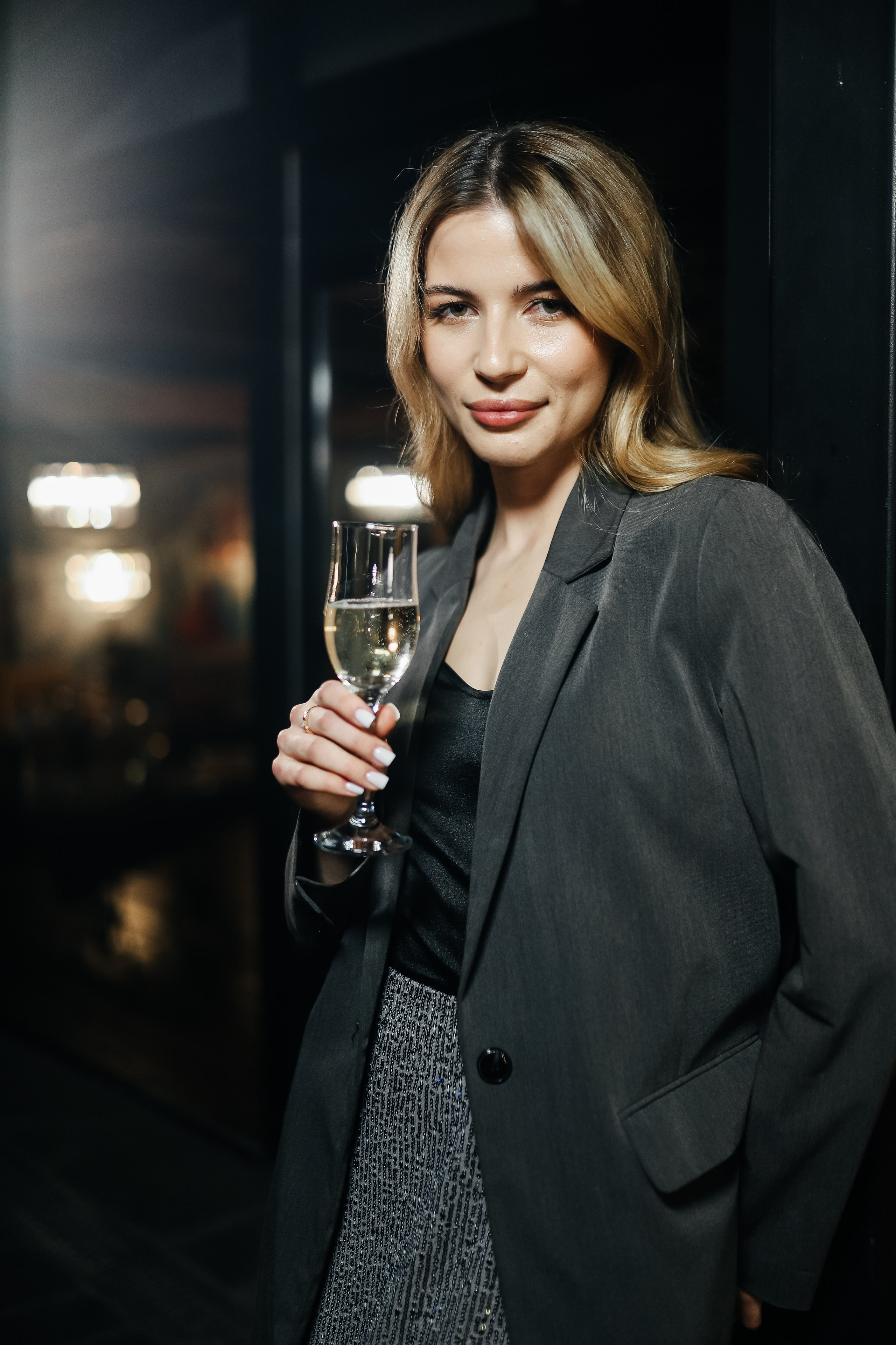 25.Диана и гости