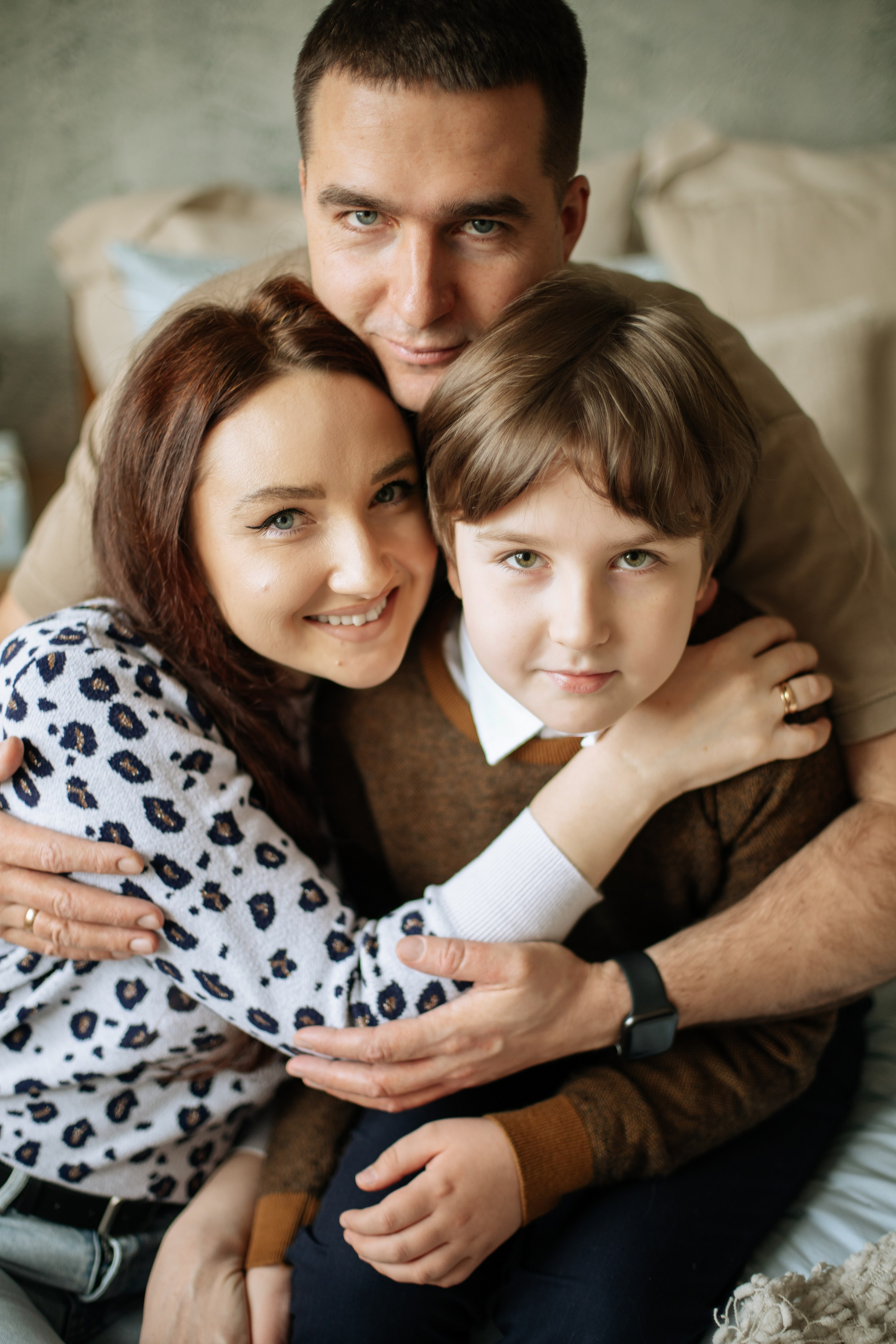 Семейная новогодняя фотосессия в&nbsp;студии в&nbsp;Екатеринбурге