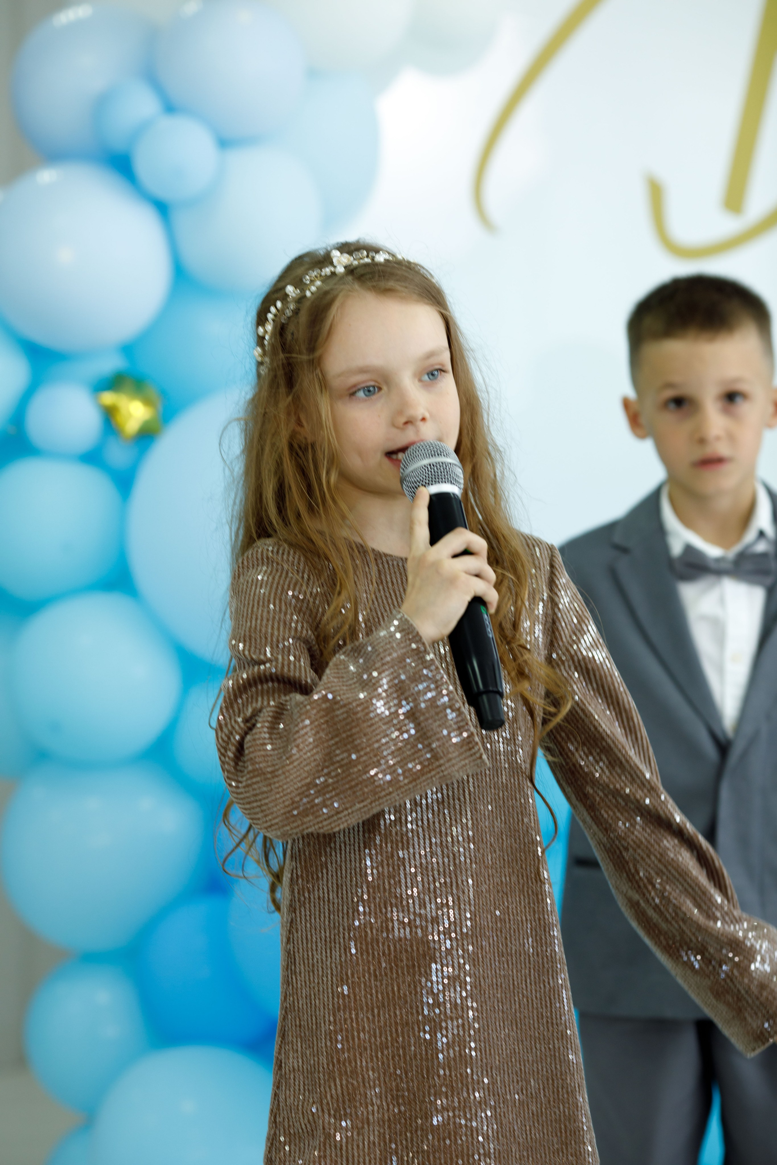 Выпускной в Гармонии. Фотограф Анна Телекаева, выпускные альбомы, семейные и репортажные съемки в Омске