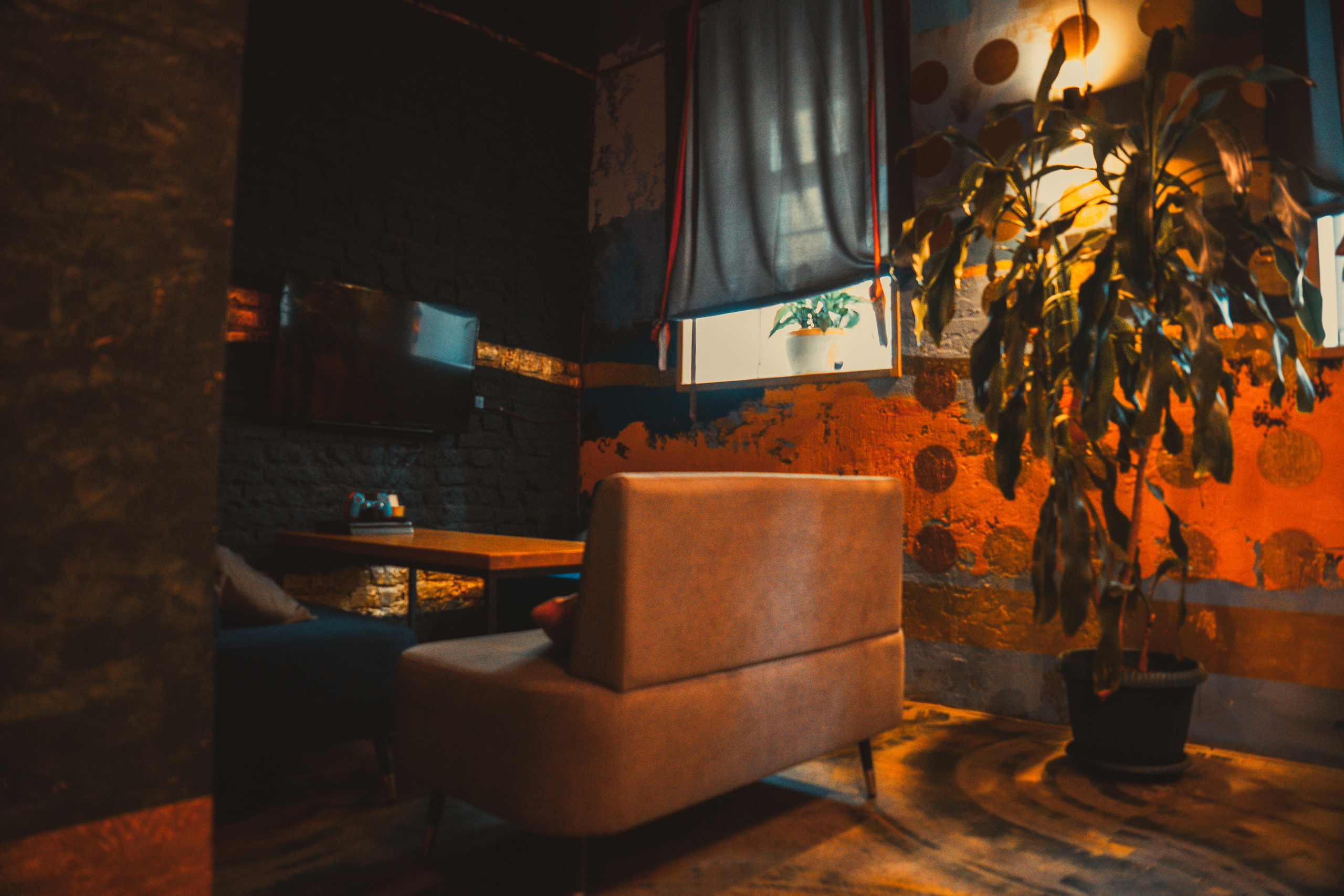 Stories Bar — Интерьер. KiPPER Gallery — Фотограф