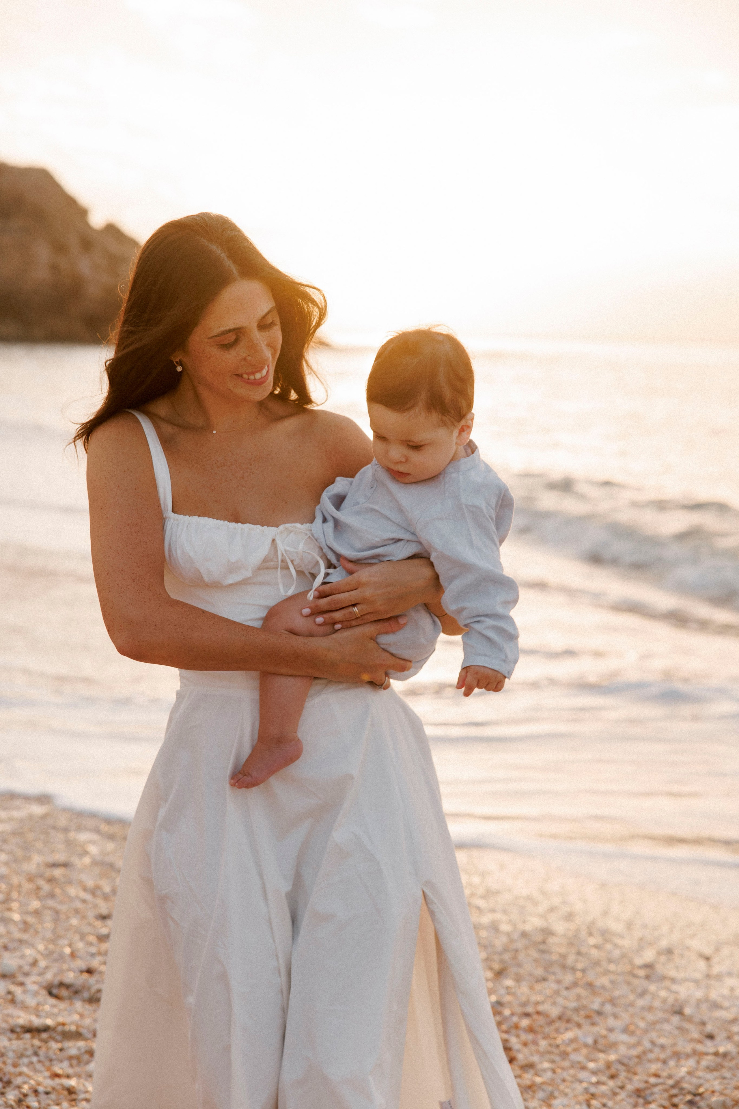 First year family photos near the sea. Главная