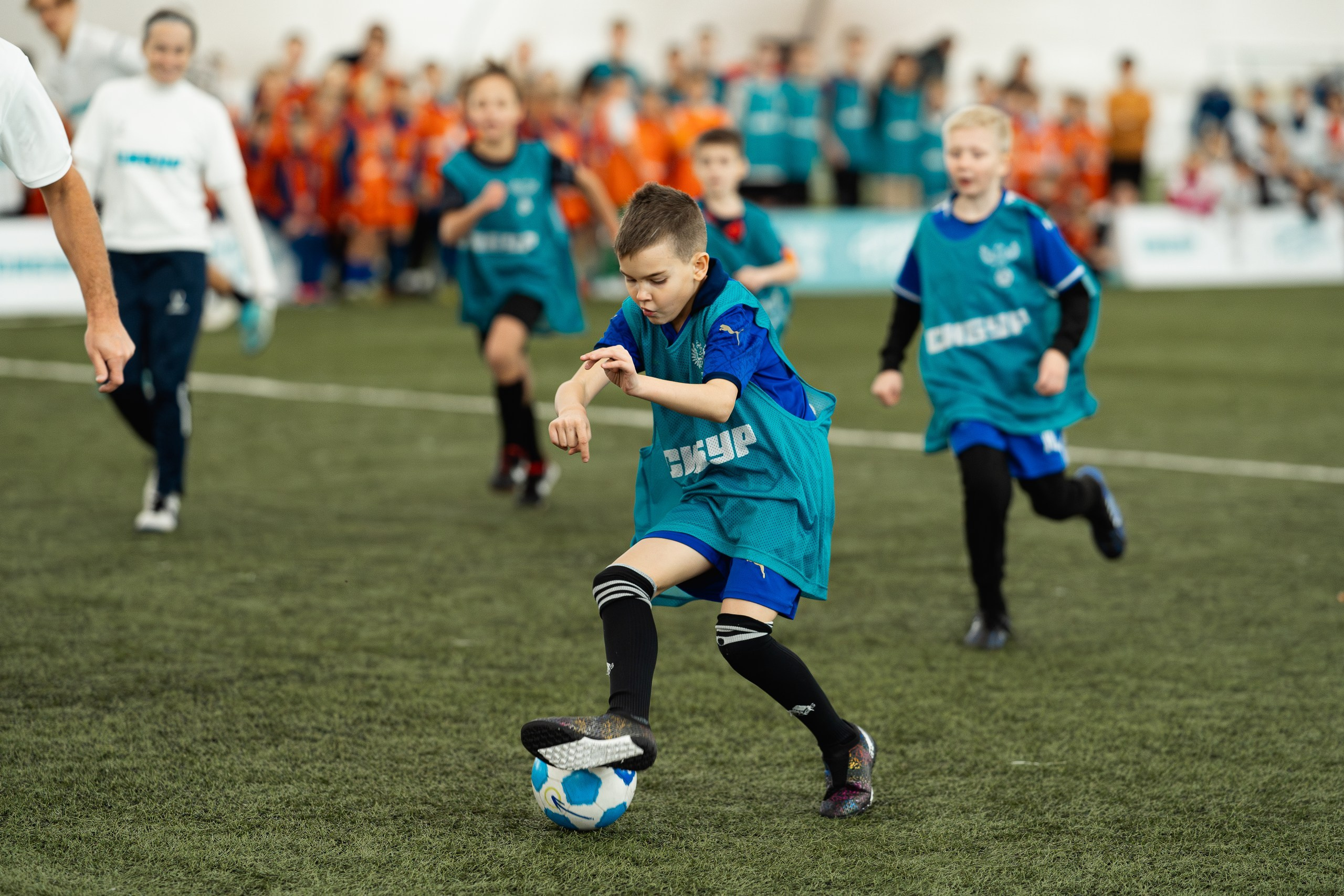Фестиваль «СИБУР. Урок футбола» в рамках проекта Российского футбольного союза «Футбол в школе». Портретный и репортажный фотограф в Воронеже: Анастасия Пузикова