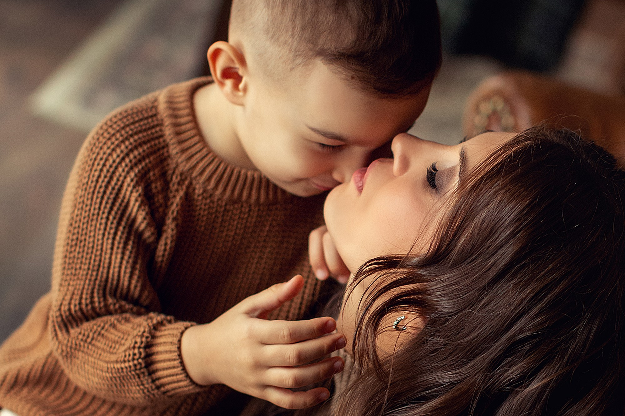 Студийная съемка мамы с сыновьями. Tatyana Nadezhdina Family photographer