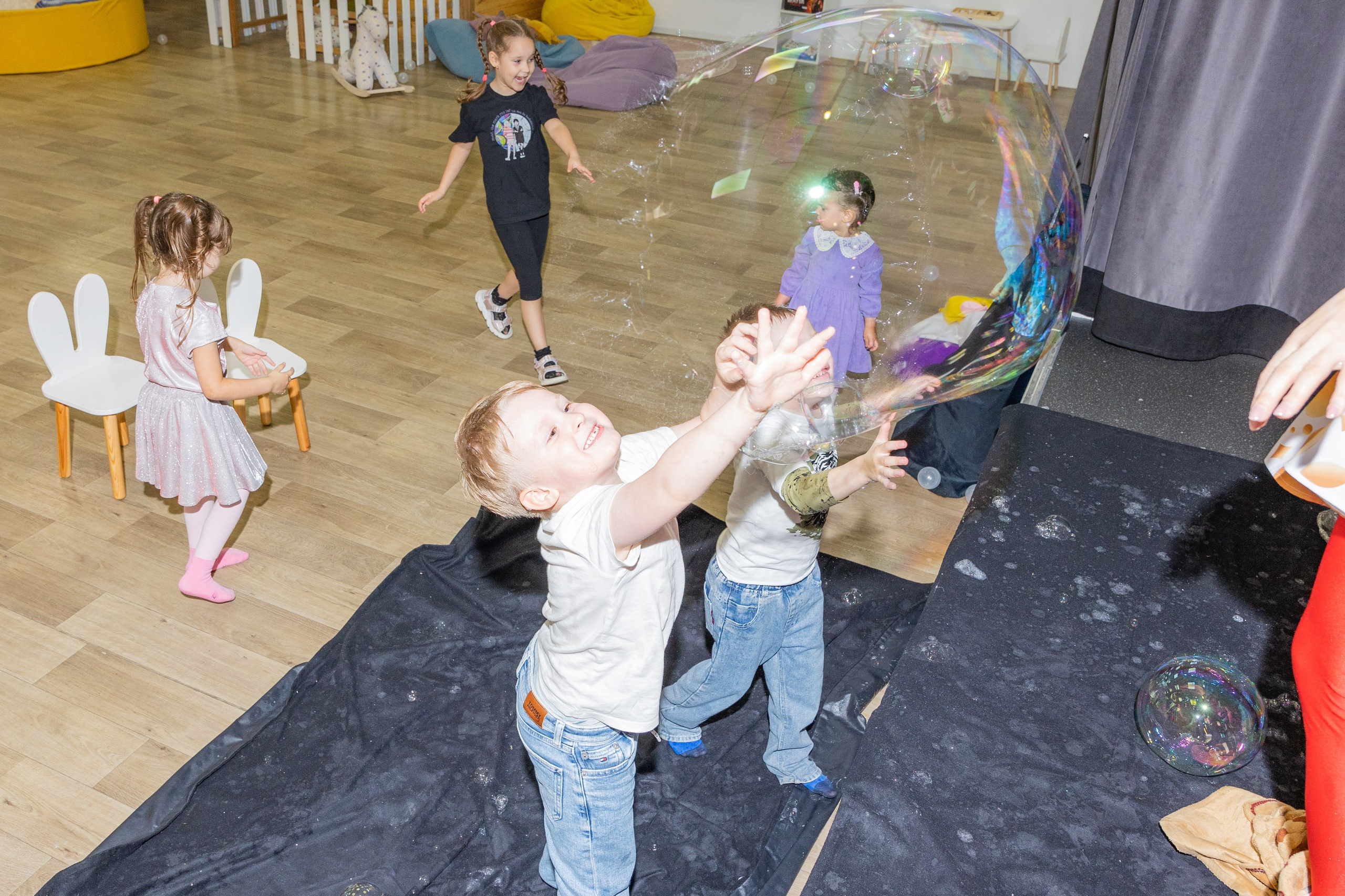 День Рождение Есении в Rabbit Holl. Выпускные альбомы во Владивостоке