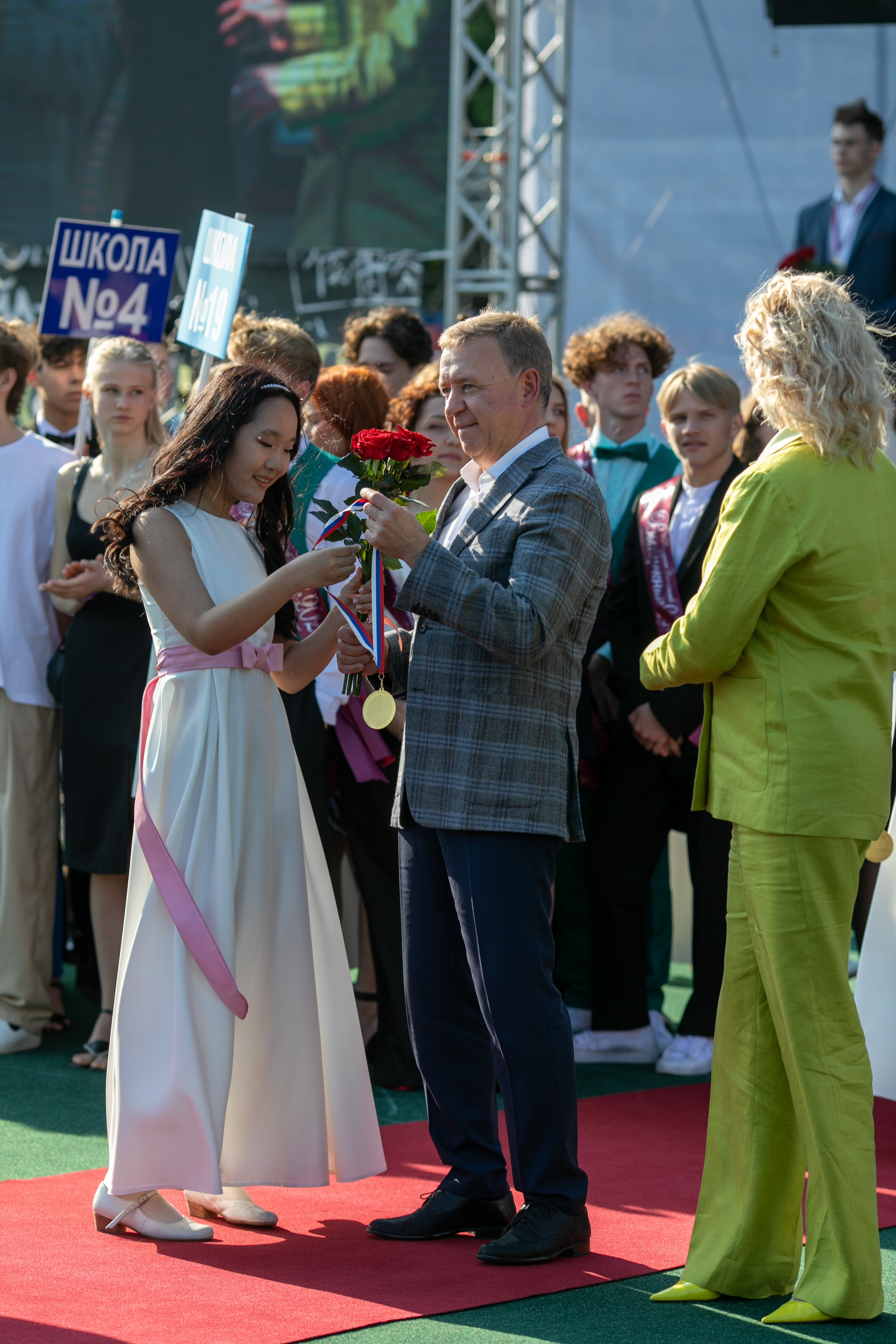 Городской выпускной в парке. Школьный и детский фотограф в Южно-Сахалинске Анастасия Лескова