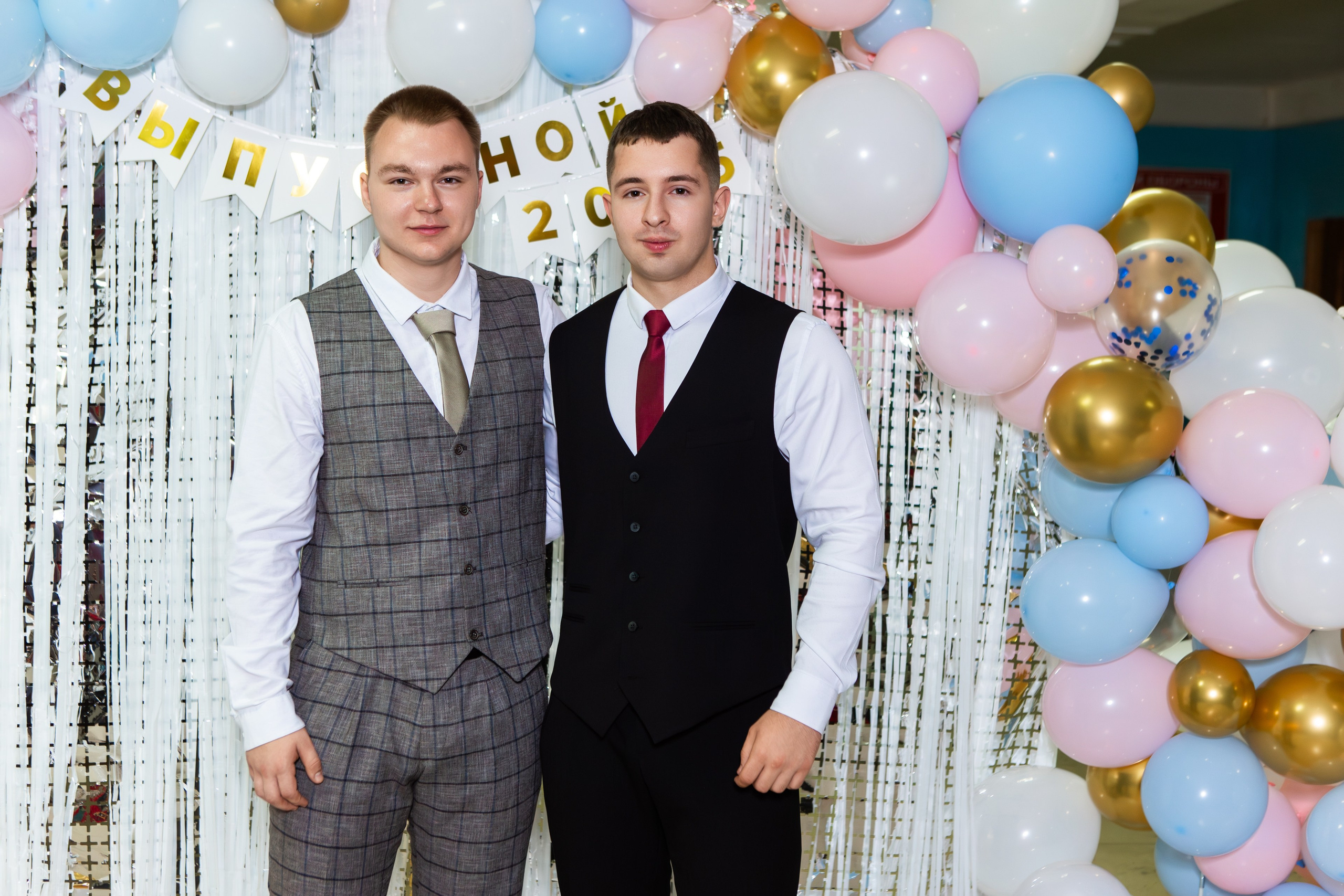 ФОТОСЕССИЯ С РОДИТЕЛЯМИ ВЫПУСКНОЙ 2025 9 ШКОЛА МЦЕНСК. ТВОЙ АЛЬБОМ / ТВОИ ПРАВИЛА