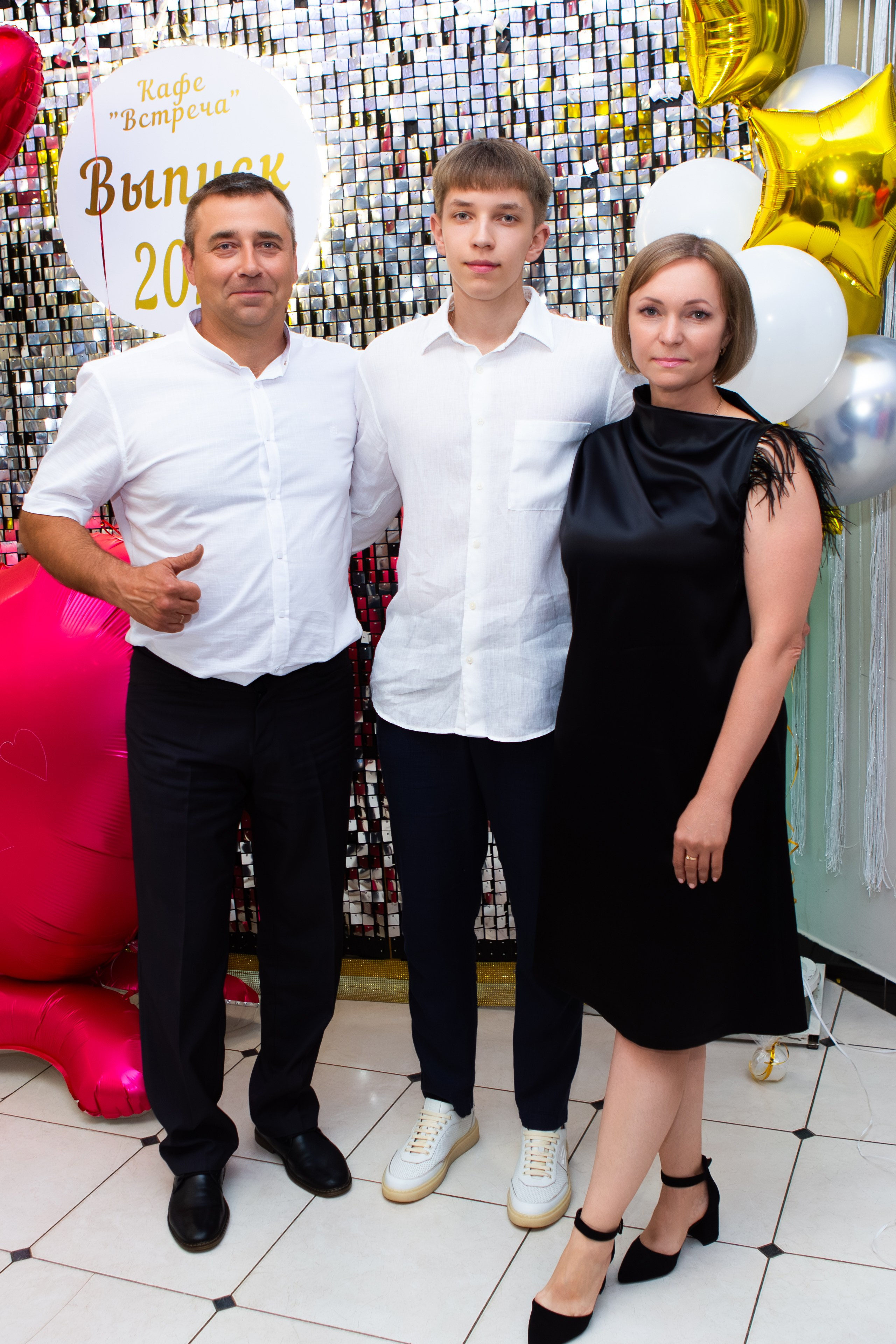 ВЫПУСКНОЙ 2025 для 11 классов. ТВОЙ АЛЬБОМ / ТВОИ ПРАВИЛА