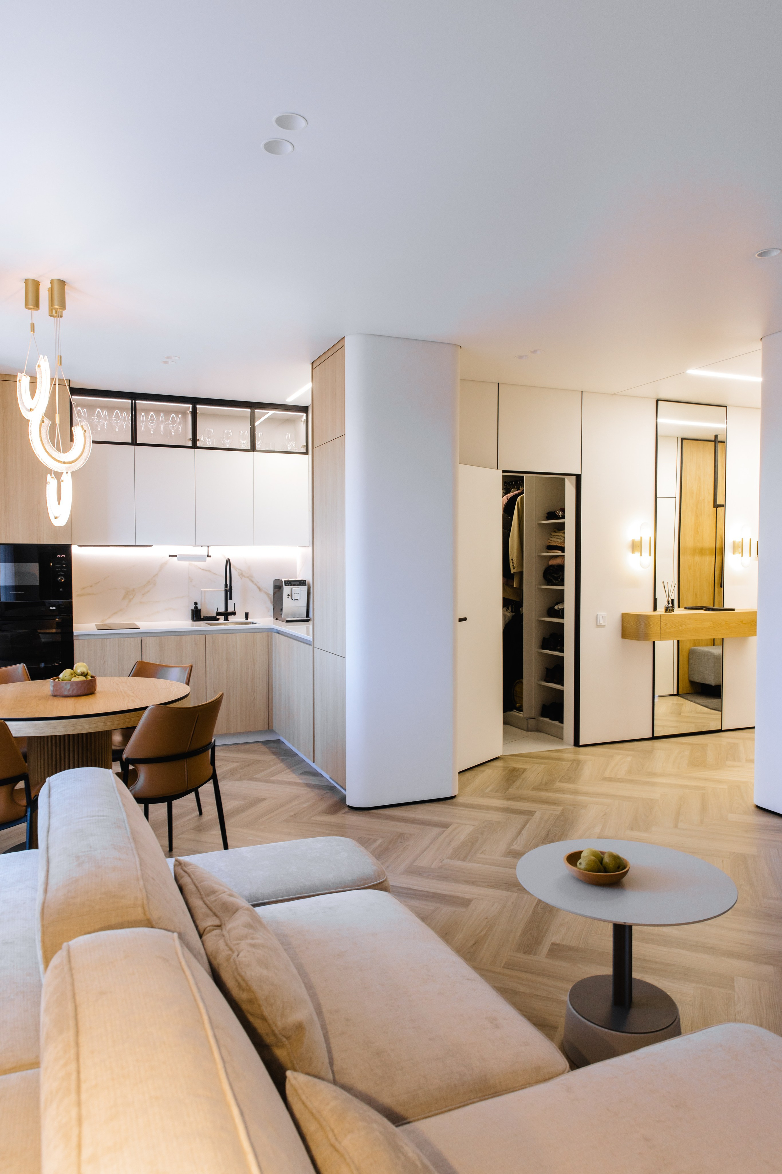 Rozalux. ГУДРУМ — Мебель на заказ в Томске | Кухни | Шкафы | Стулья и Столы