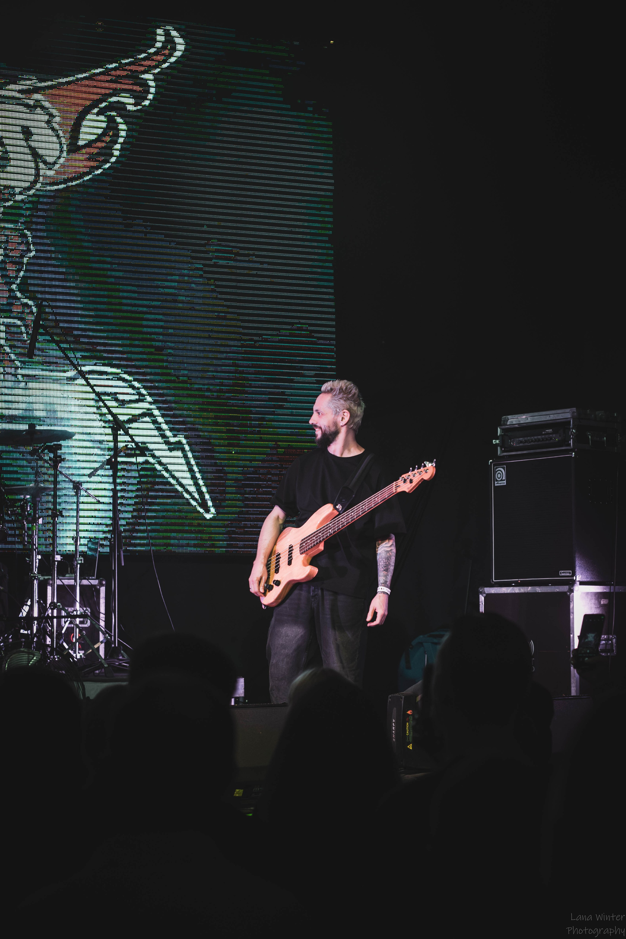 7000$ (29 июня 2025 года, Москва, клуб Урбан). Фотограф Светлана Блинова, Москва и Московская область