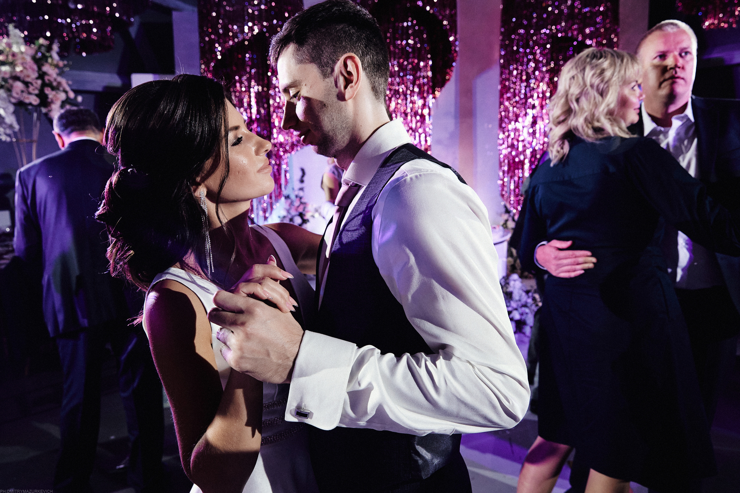 SPARKLING ROSE. Дмитрий Мазуркевич: Профессиональный Репортажный Фотограф