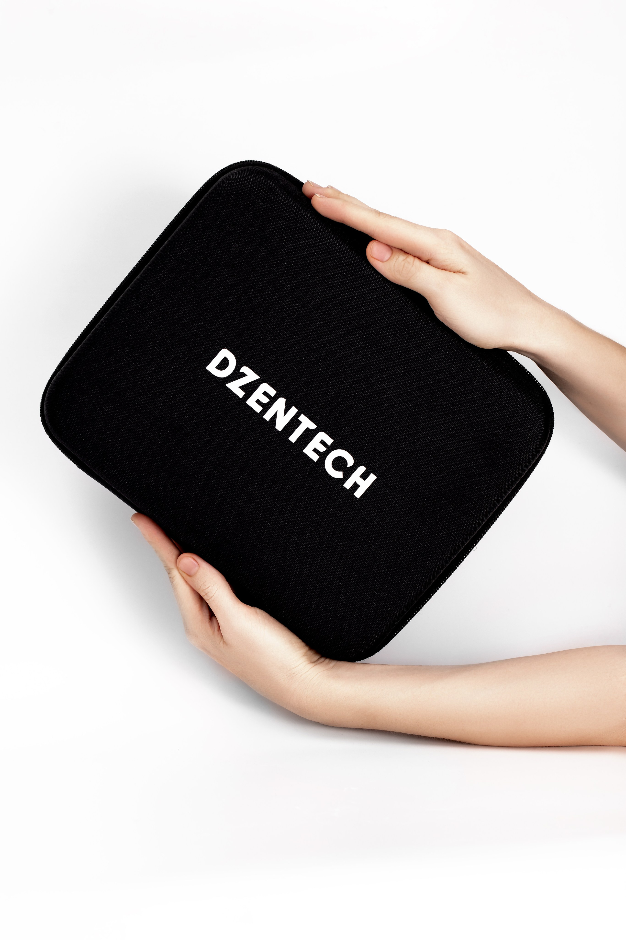 Массажер. Предметный и женский фотограф в Новосибирске