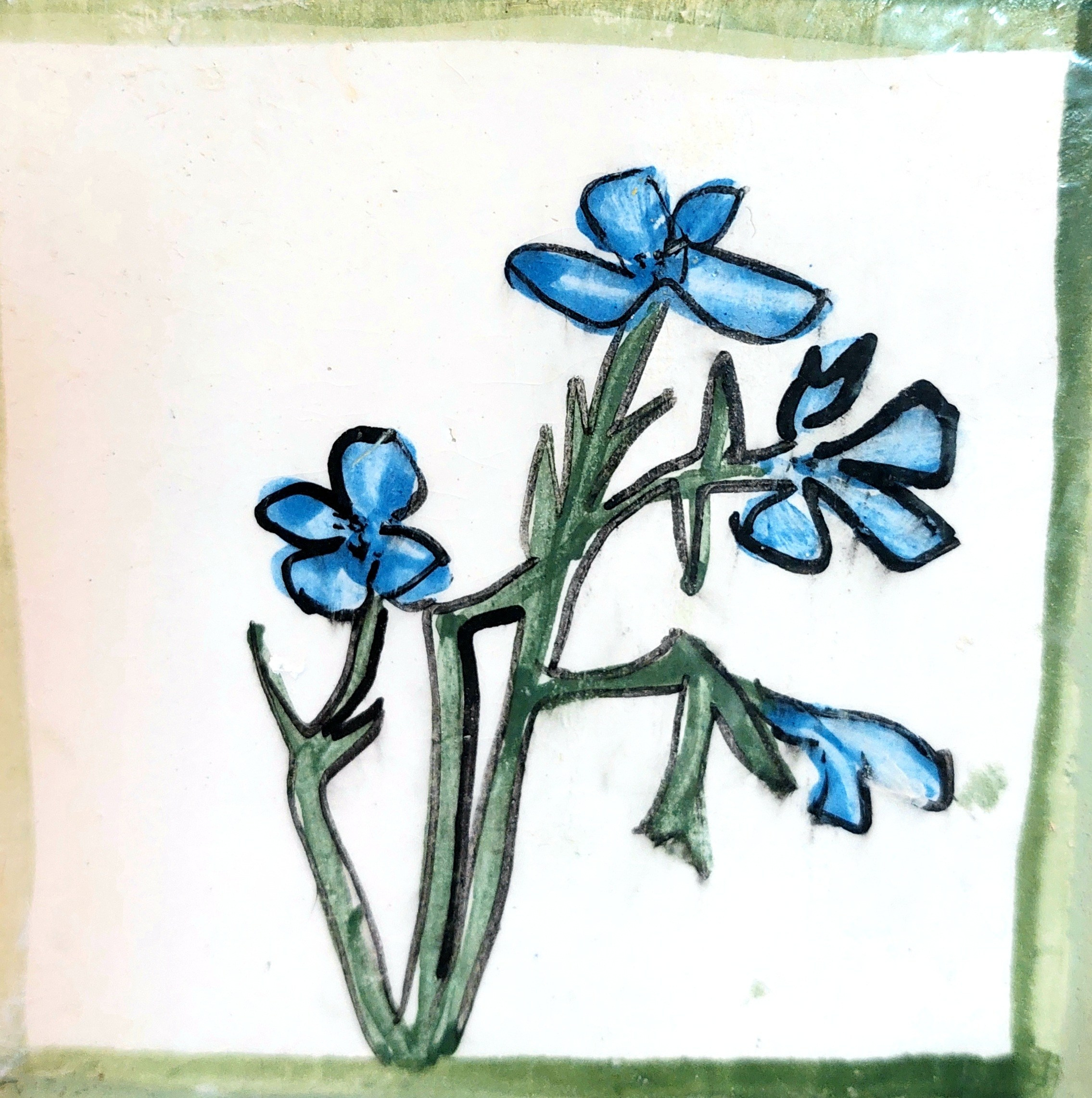 Много плиток-цветочков. Керамика с историей. Елена Рогалёва