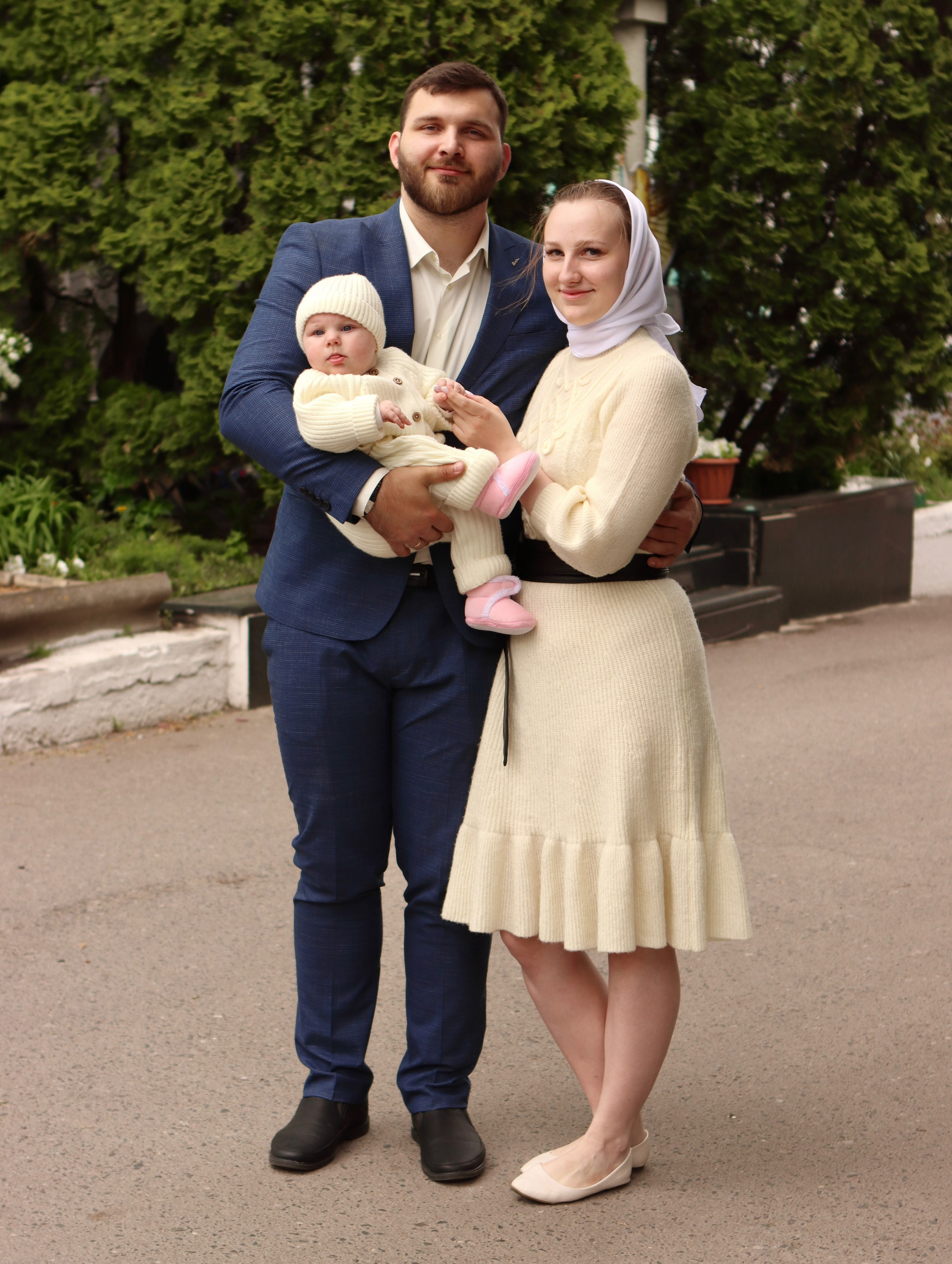 Анастасия и Вадим — крещение Виктории. Фотограф в Курске Смирнов Евгений