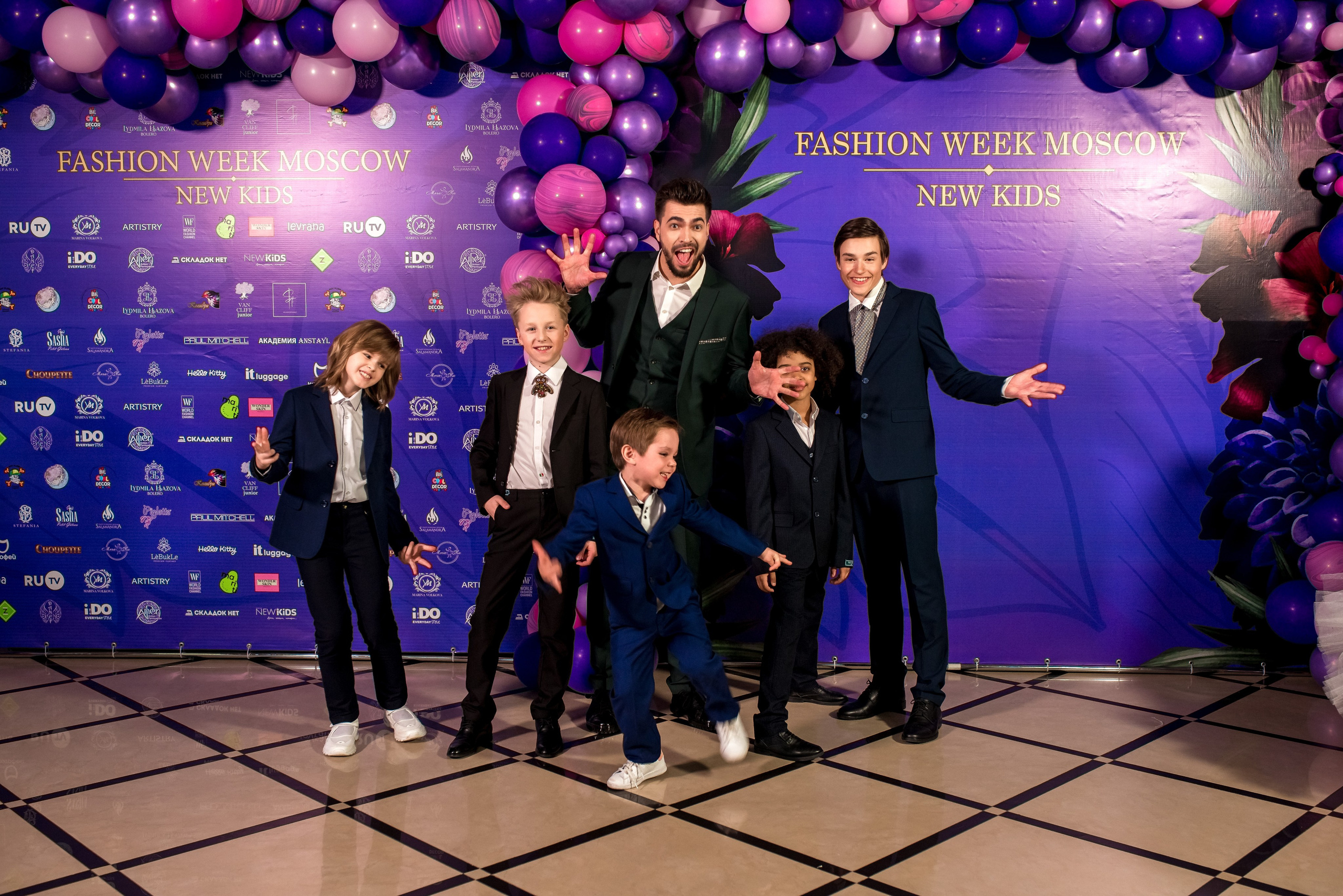 Показ Итальянской моды в России весна 2022. Женский фотограф Крещение Венчание Москва Брянск