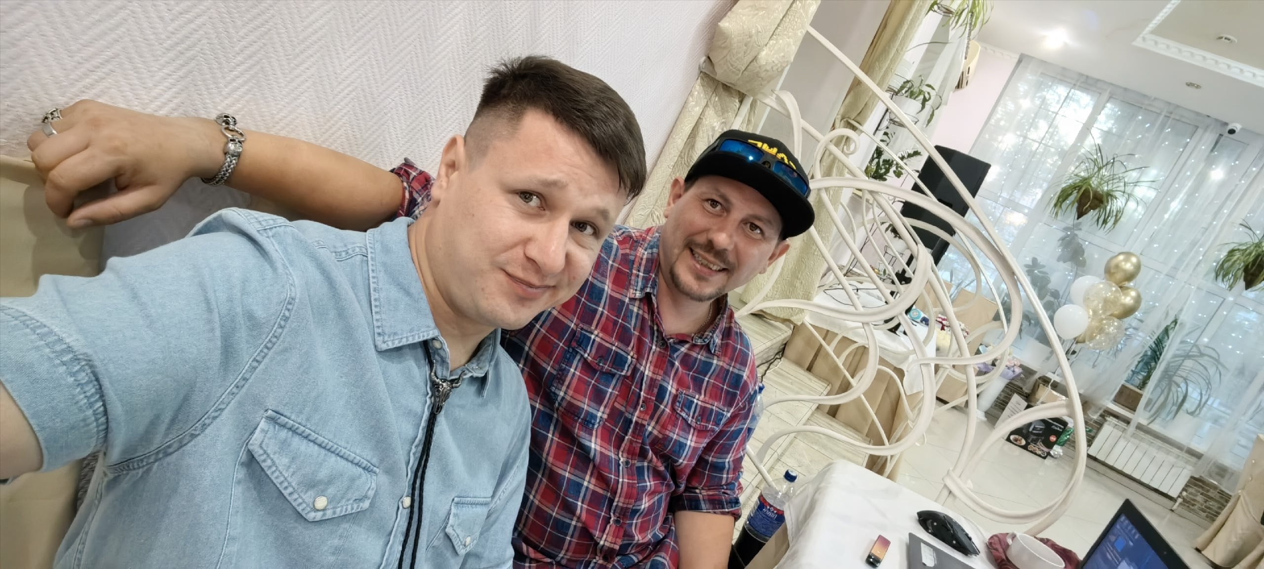 Selfie. Главная