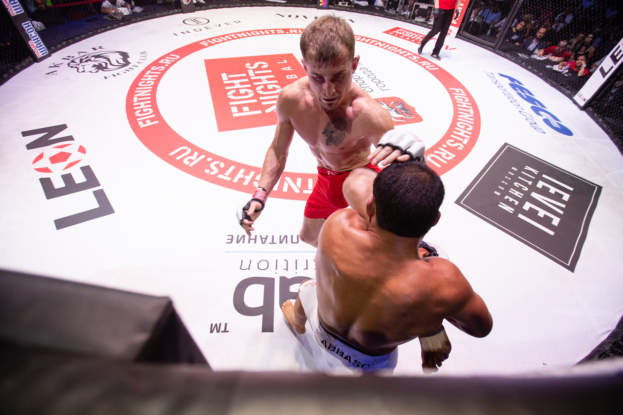 Fight Nights Global. Фотограф Арсений Гуров