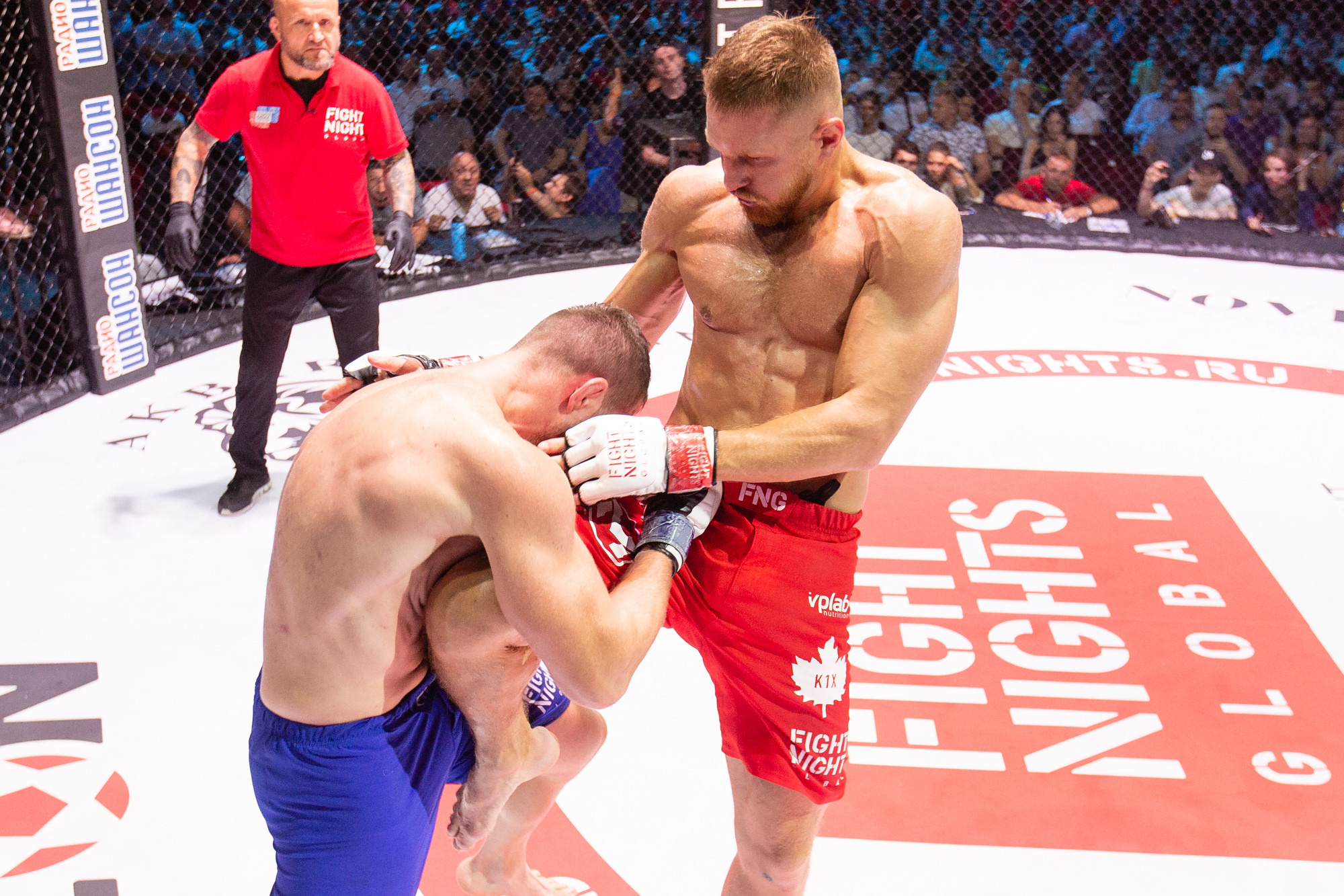 Fight Nights Global. Фотограф Арсений Гуров
