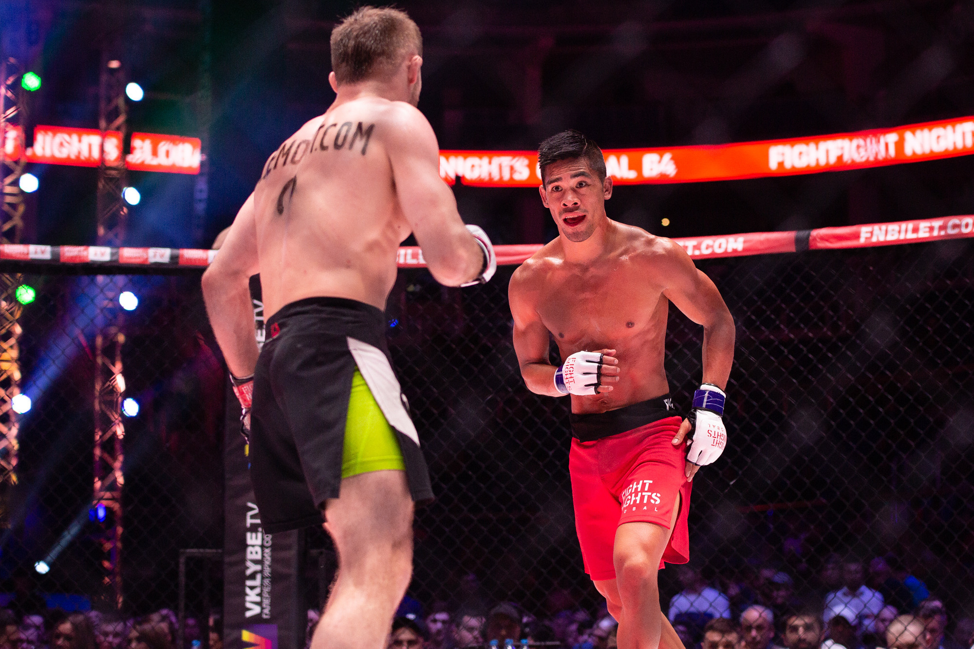 Fight Nights Global. Фотограф Арсений Гуров