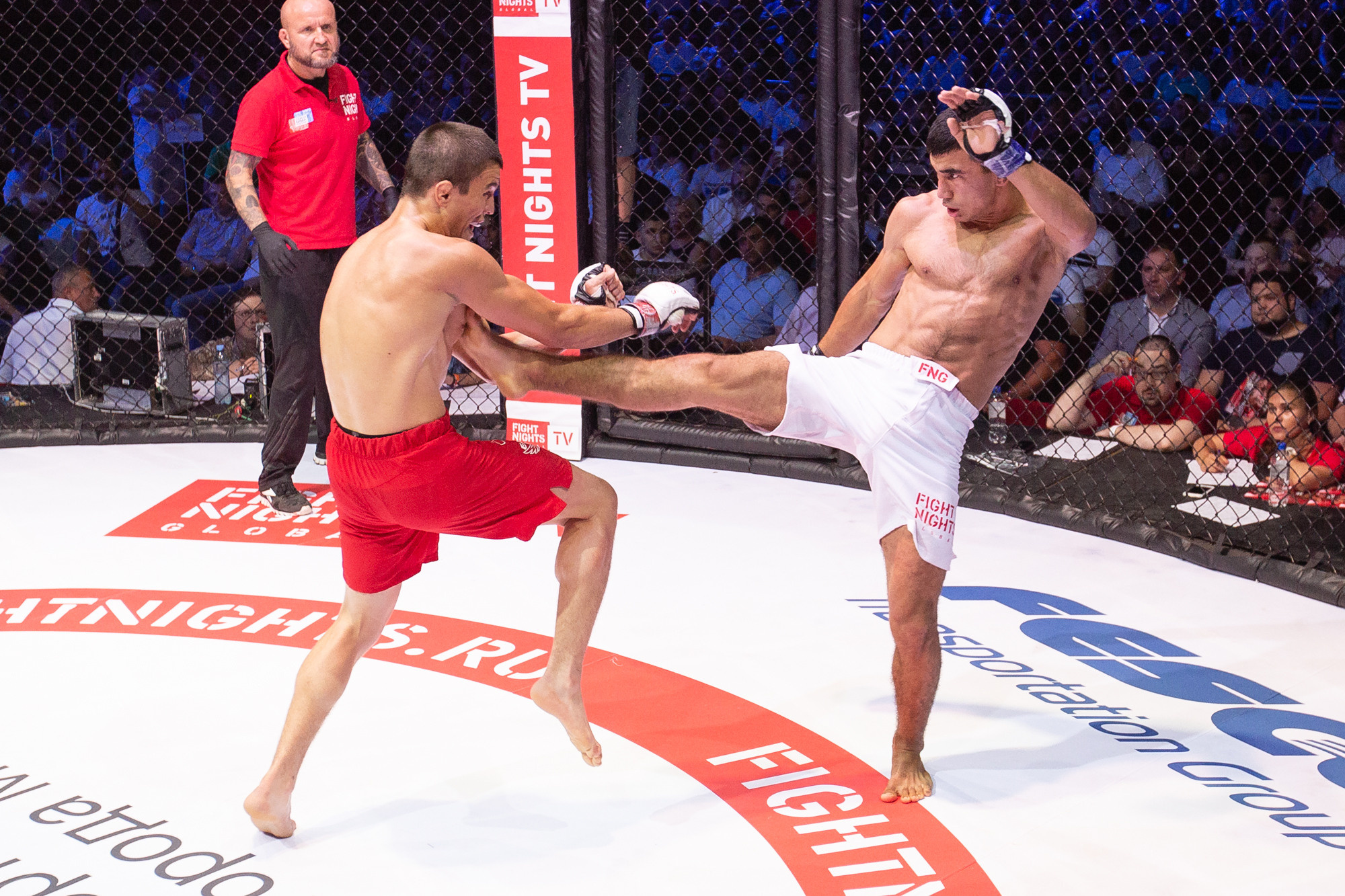 Fight Nights Global. Фотограф Арсений Гуров