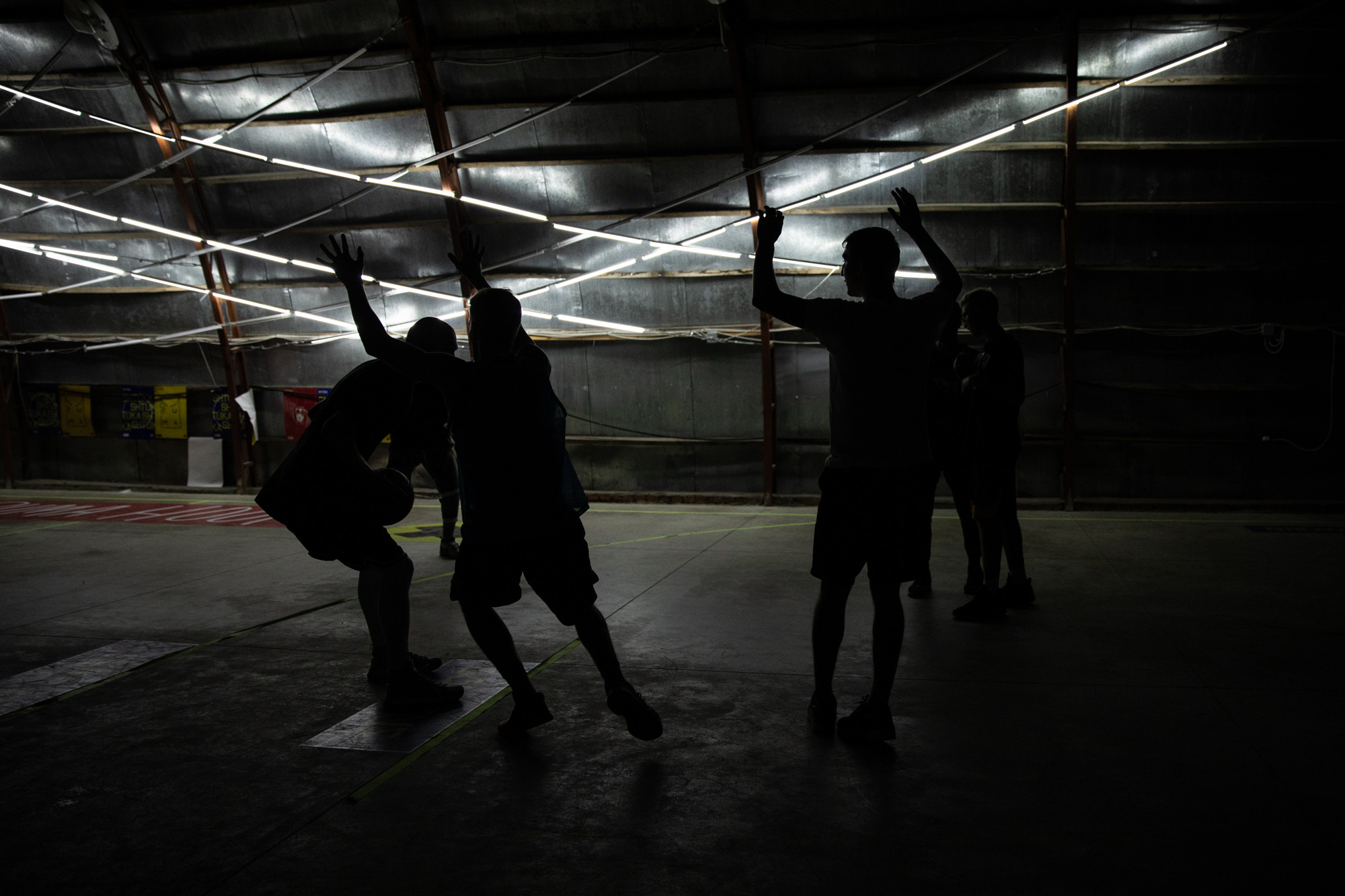 PUMA noir basketball. Фотограф Арсений Гуров