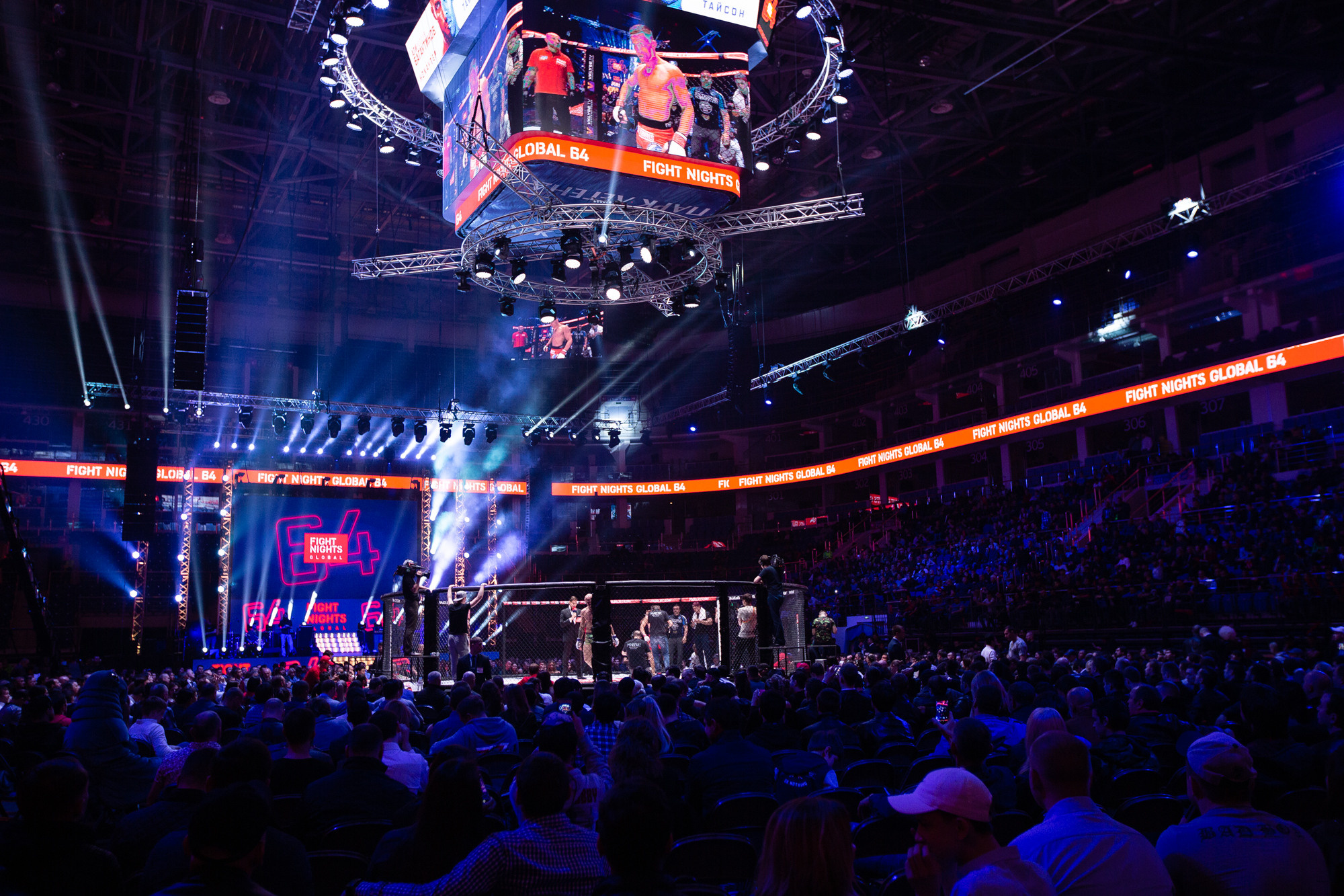 Fight Nights Global. Фотограф Арсений Гуров