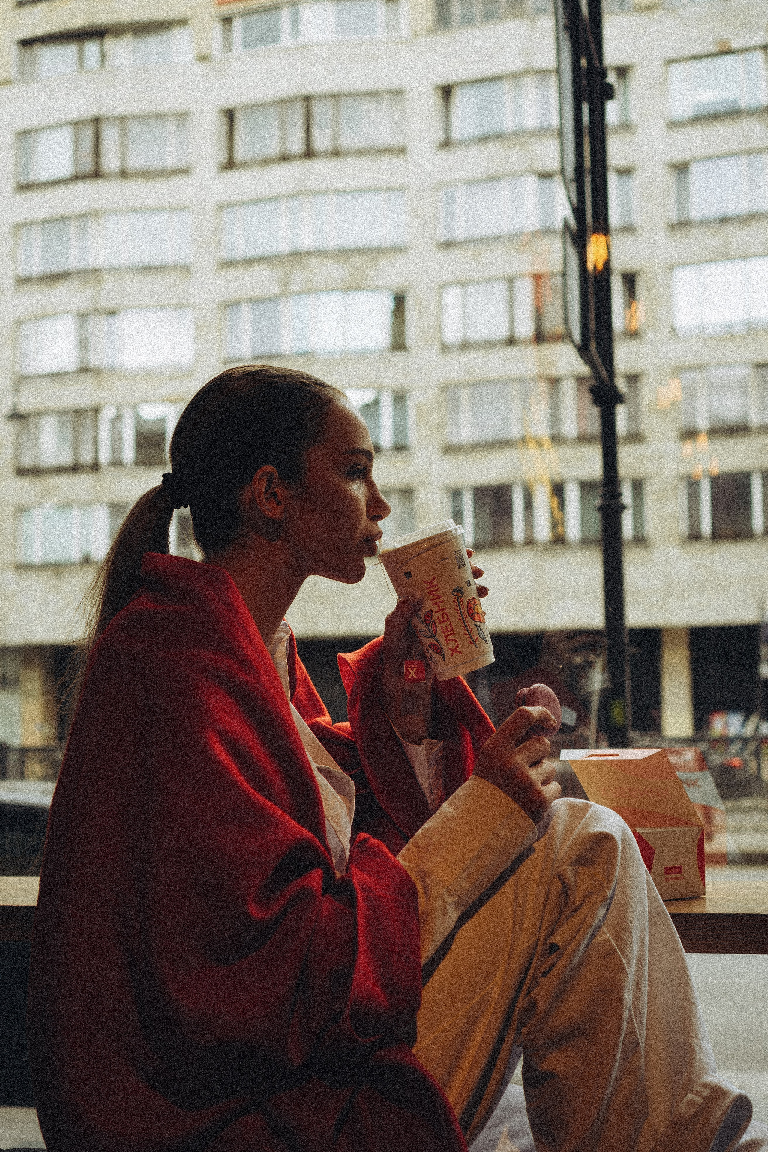 МЫ ГУЛЯЛИ ПРО КРЫШАМ ПИТЕРА. Профессиональный фотограф, Санкт-Петербург — Виктория Богомолова