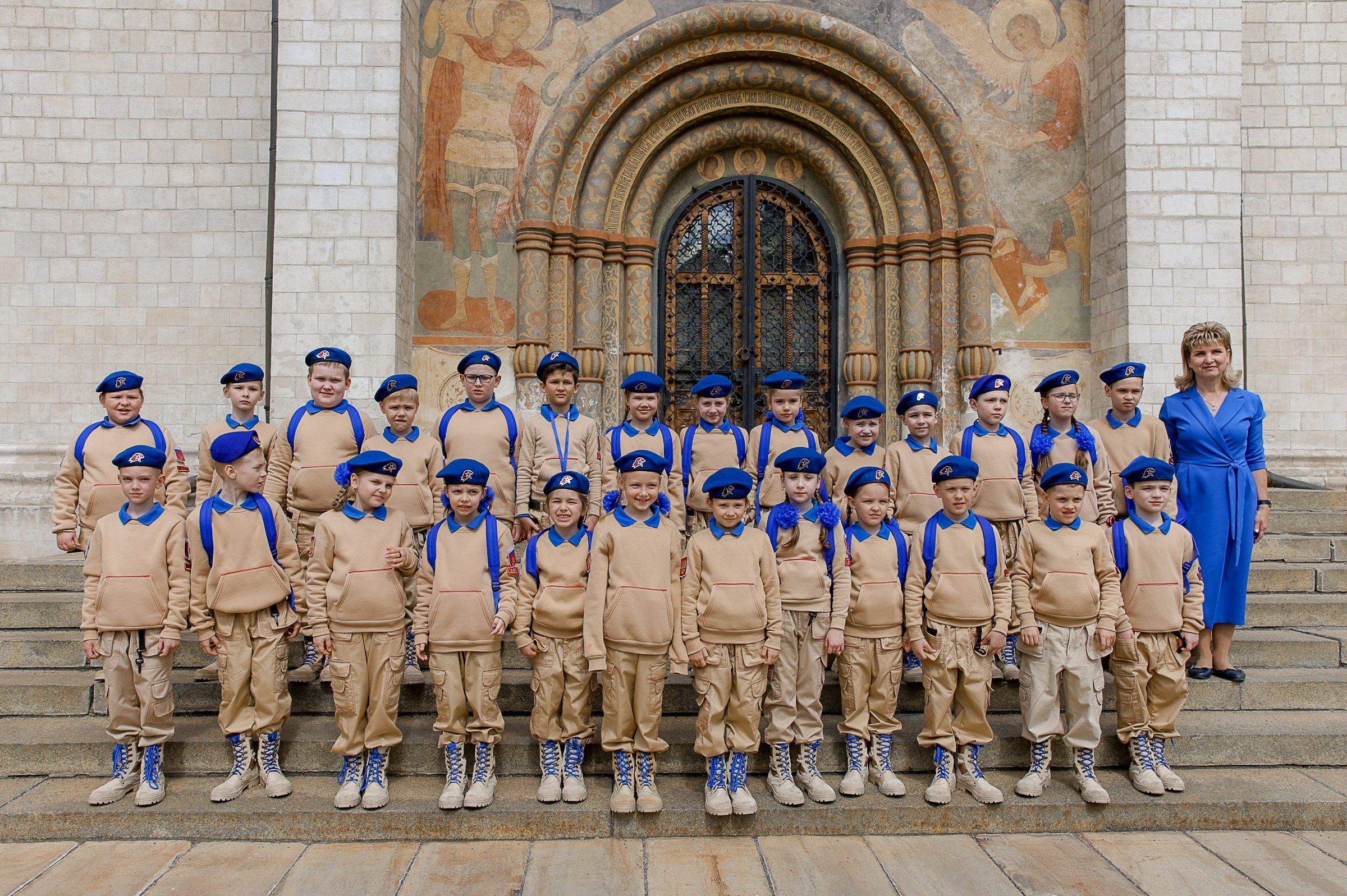ПРИСЯГА ЮНАРМЕЙЦЕВ. СОБОРНАЯ ПЛОЩАДЬ КРЕМЛЯ. Фотограф в Москве Ольга Колесникова