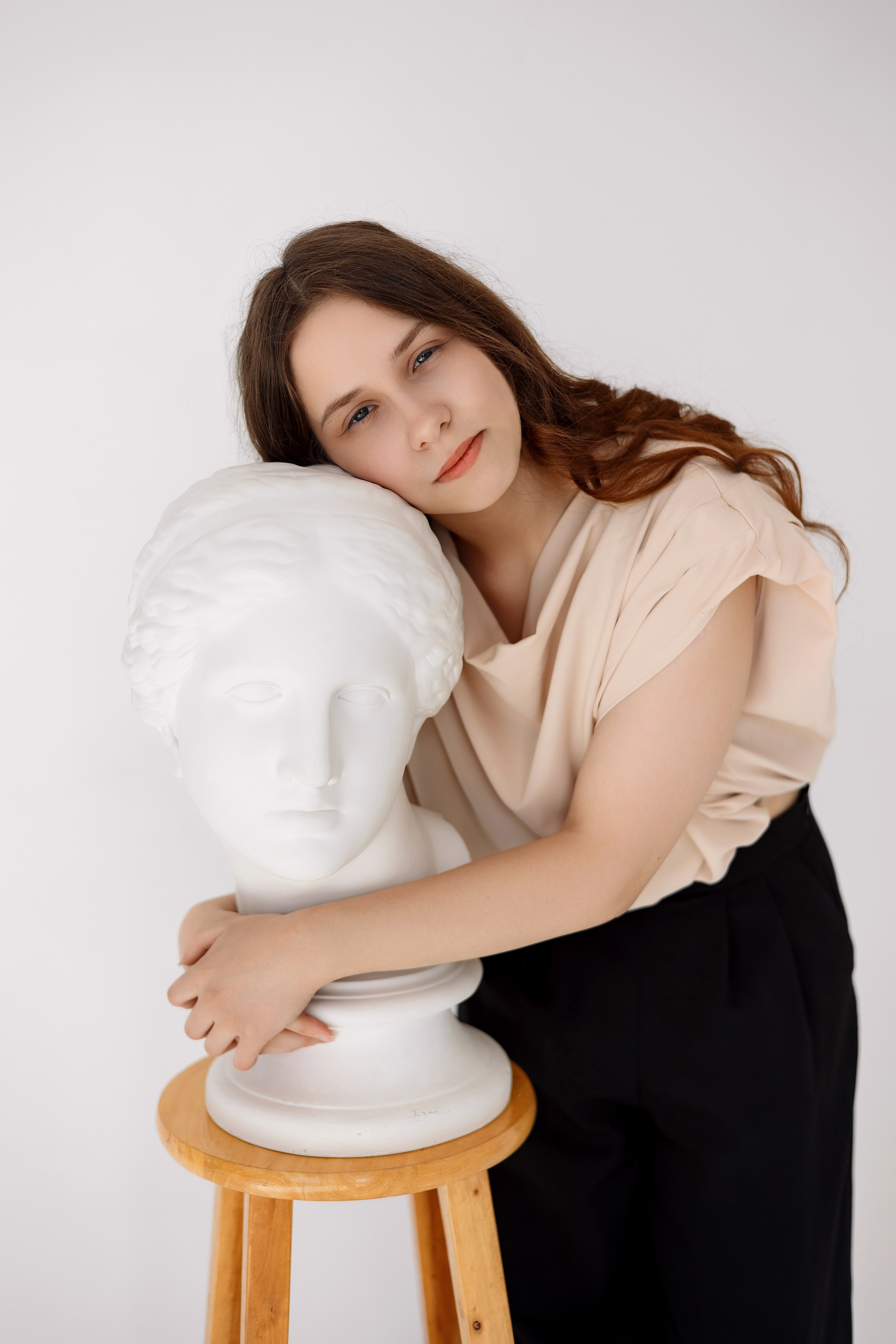 11 класс съемка на циклораме. Фотограф Любовь Корниенко, Примоский край