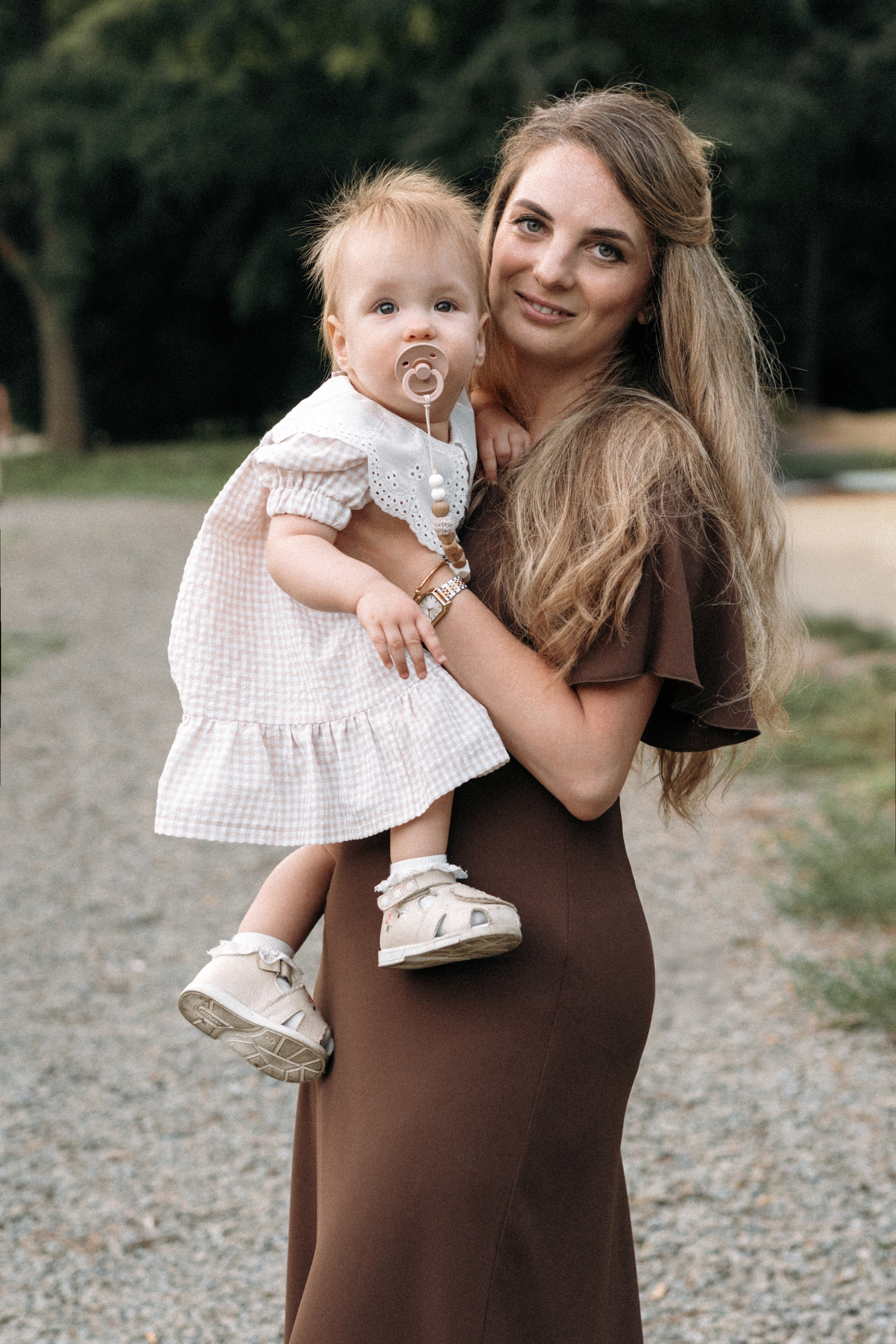 Семейная фотосессия на берегу реки для Миши, Тани, Сони и Таи. Свадебный фотограф в Тамбове Павел Четвертков
