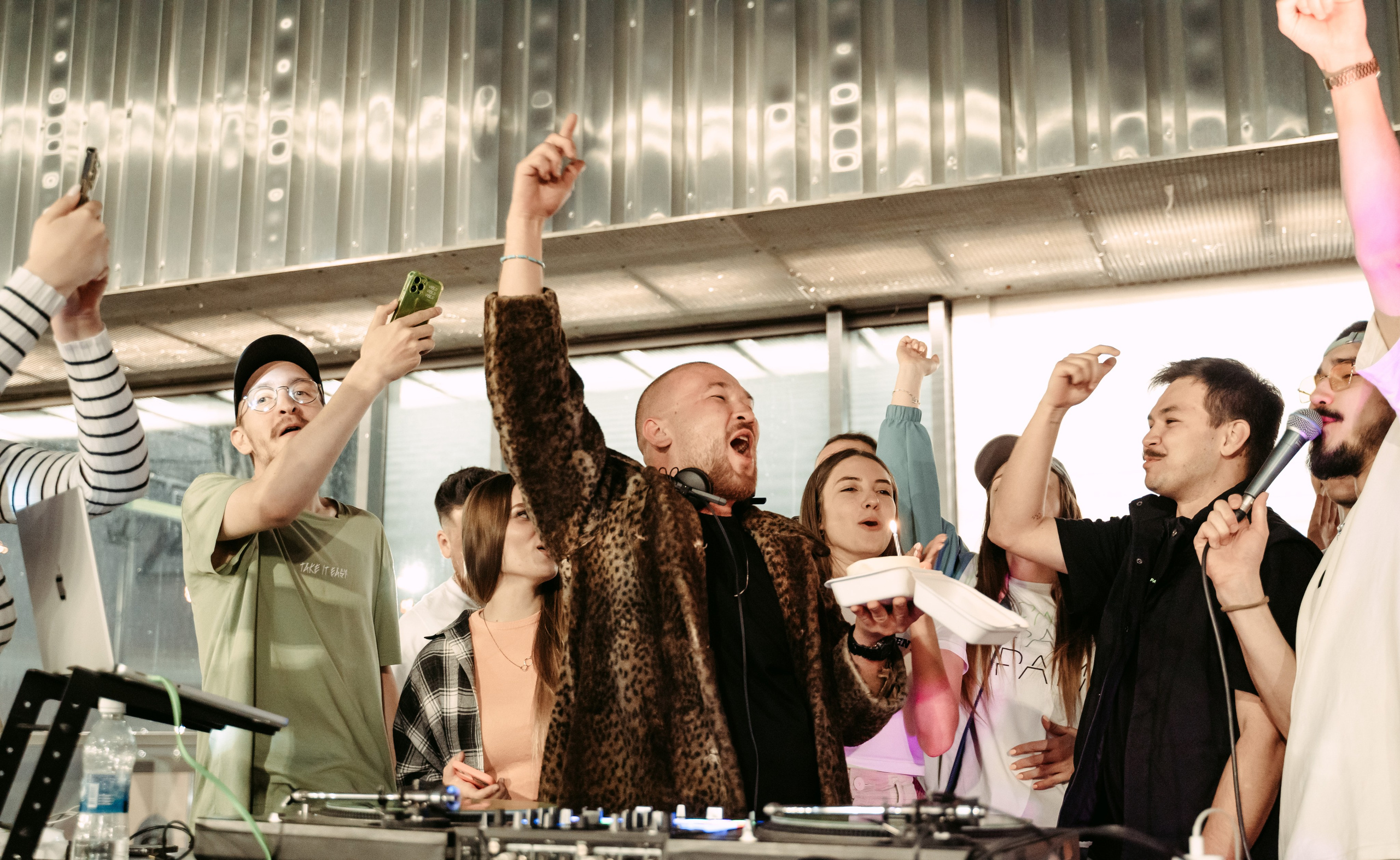 1 год Scratch Dj School / 2023. Саша Копылов, фотограф в Казани